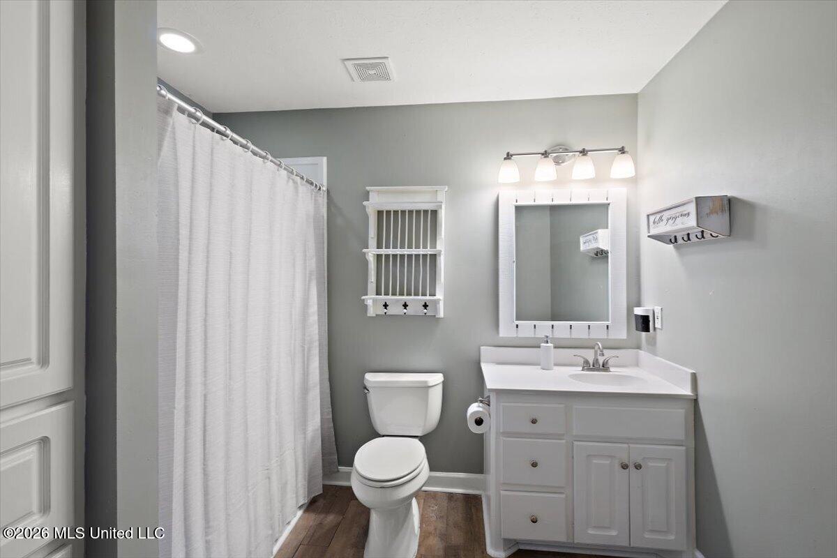 214 Holmar Drive Property Photo 14