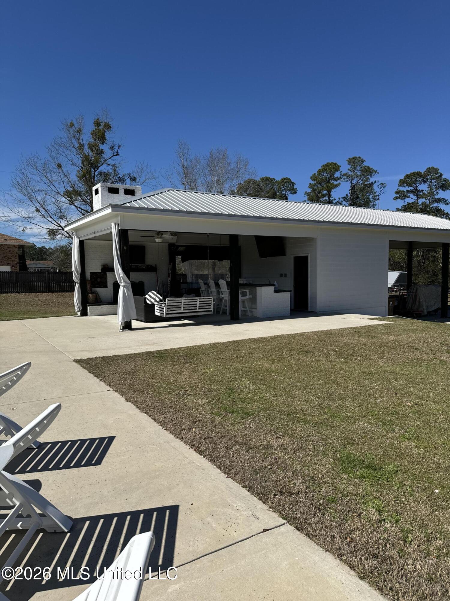 9190 Pinecrest Drive Property Photo 24