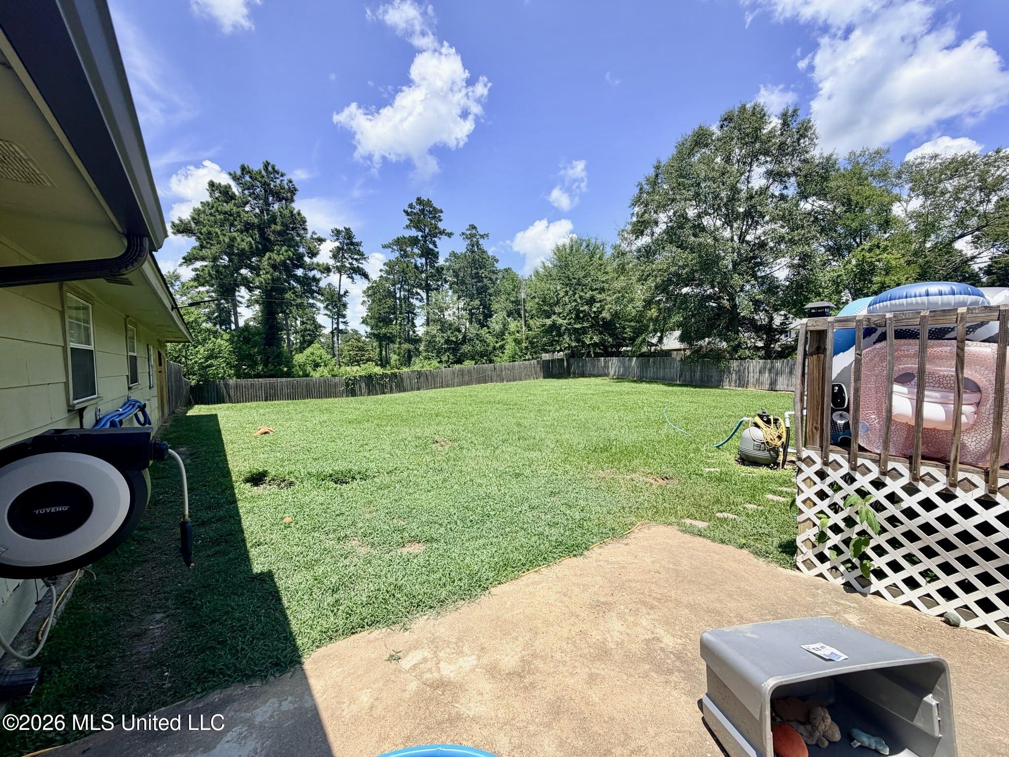 453 Nw Oak Street Property Photo 8