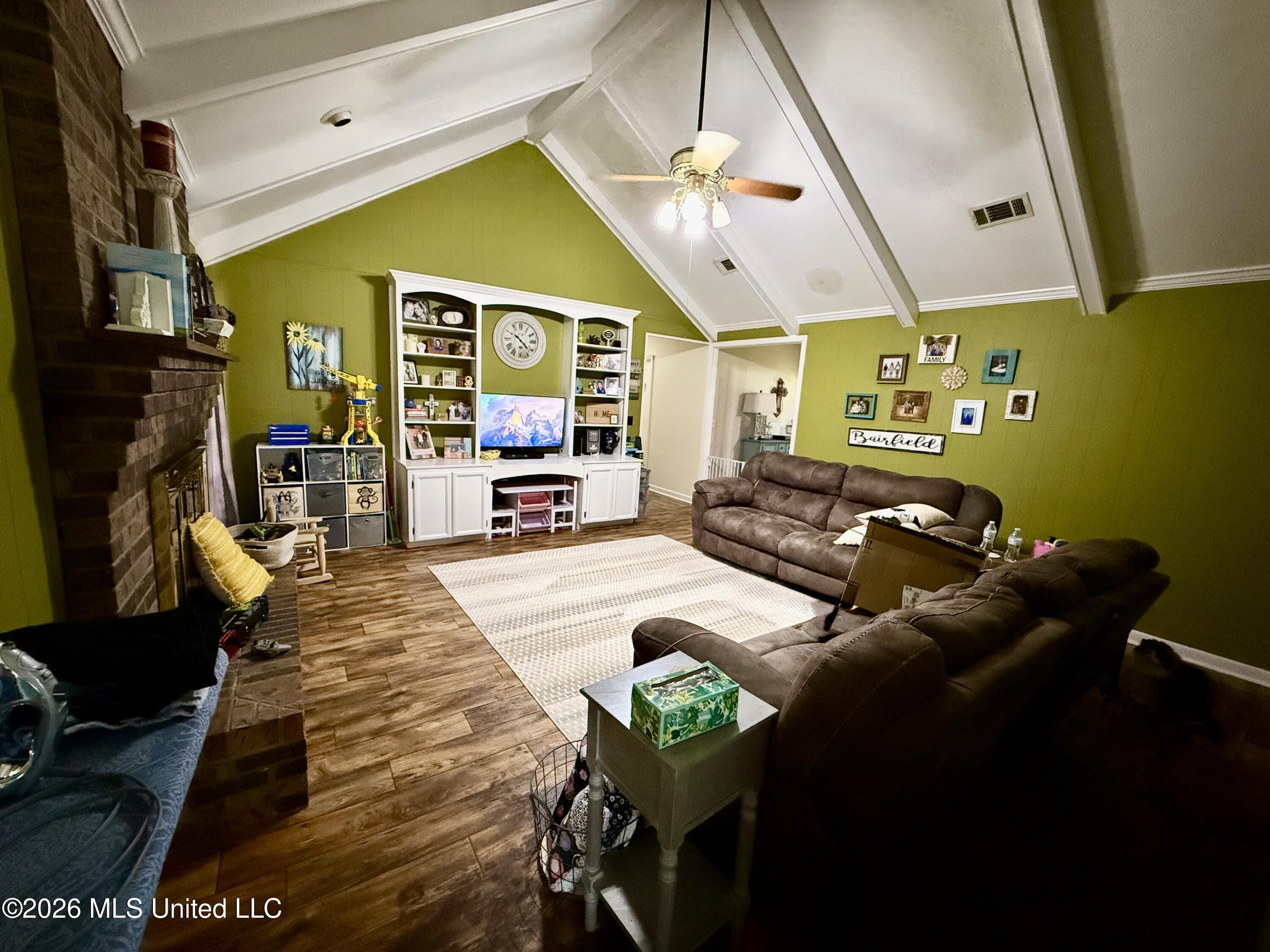 453 Nw Oak Street Property Photo 15
