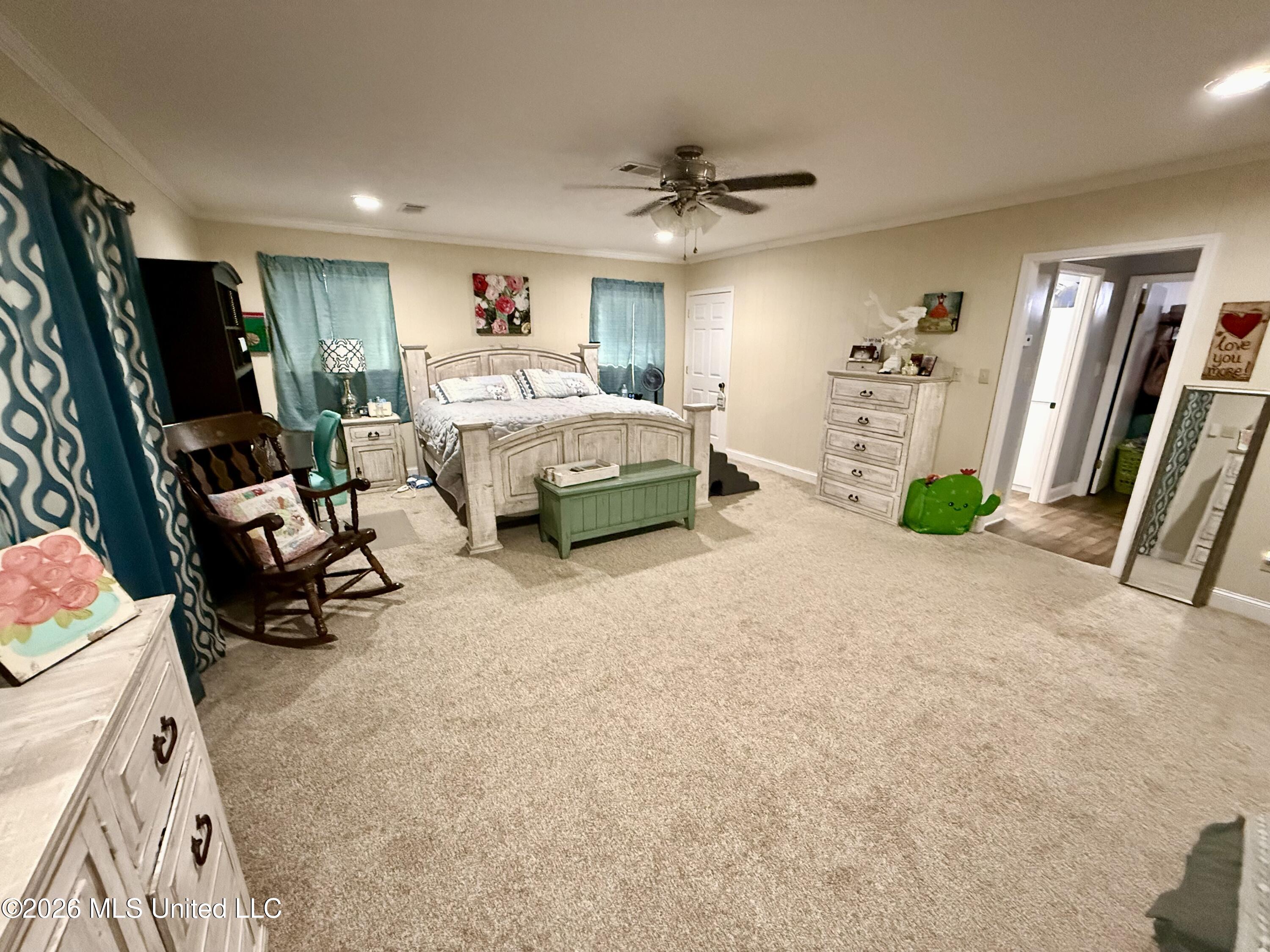 453 Nw Oak Street Property Photo 23
