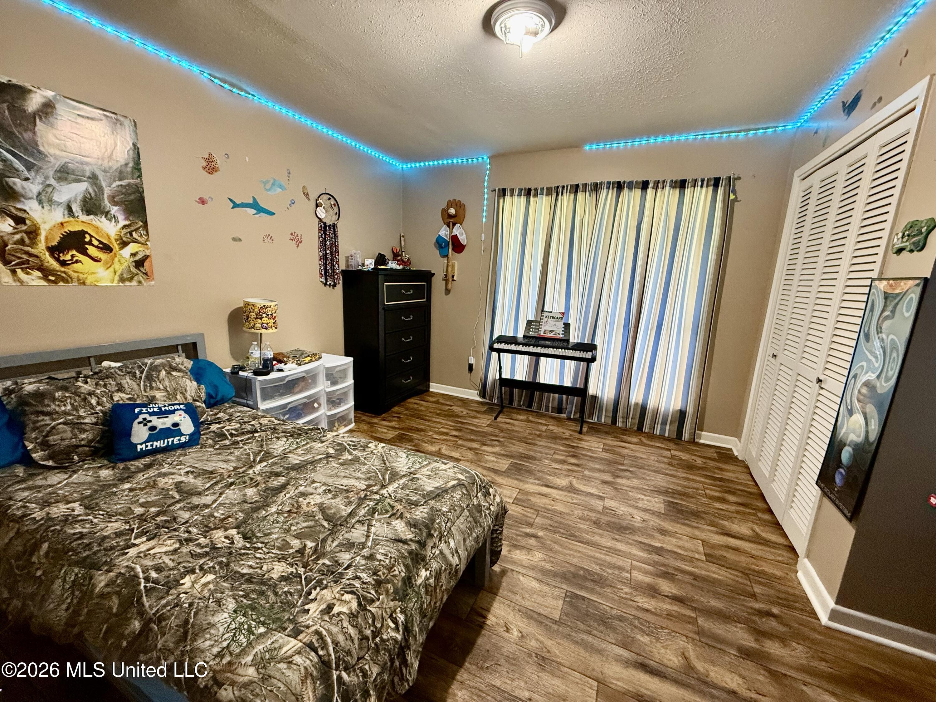 453 Nw Oak Street Property Photo 40