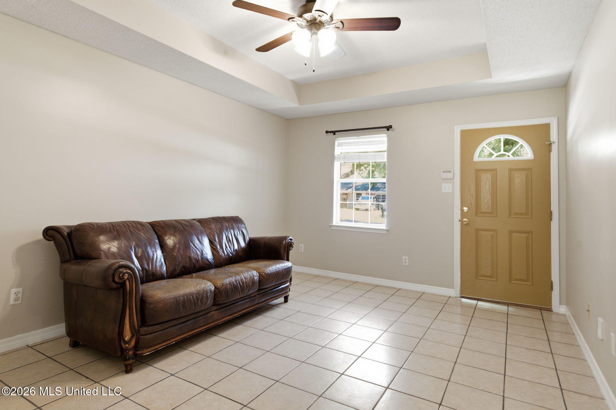 1333 Oak Street Property Photo 6