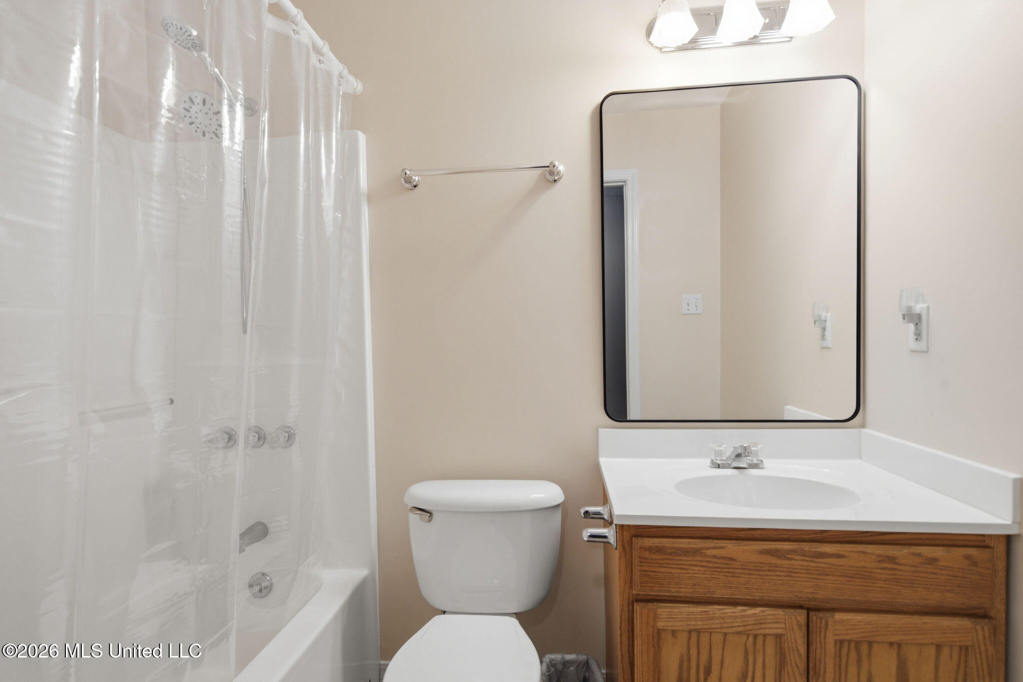 1333 Oak Street Property Photo 18