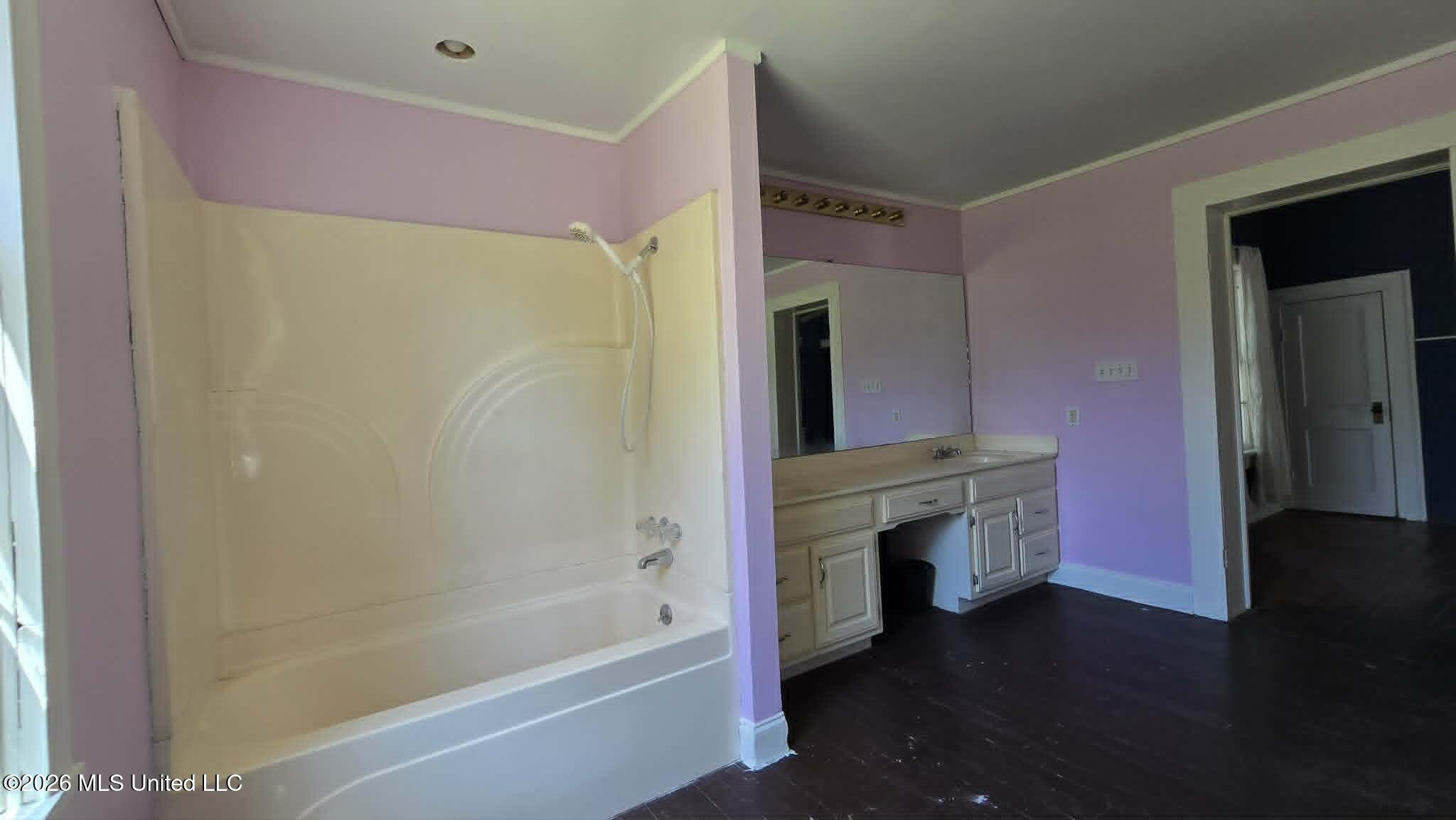 265 E Falconer Avenue Property Photo 13