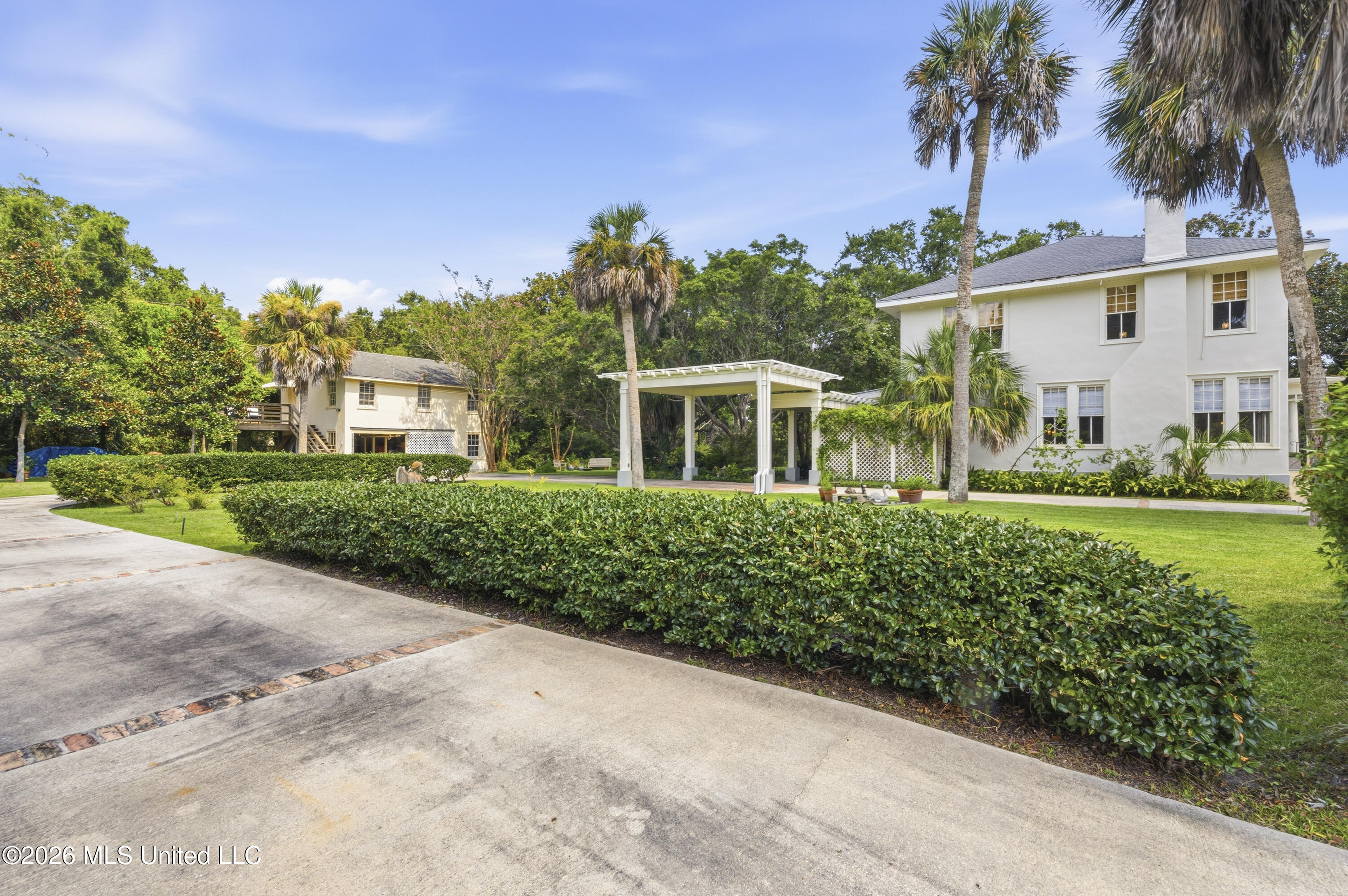 110 Wisteria Drive Property Photo 101