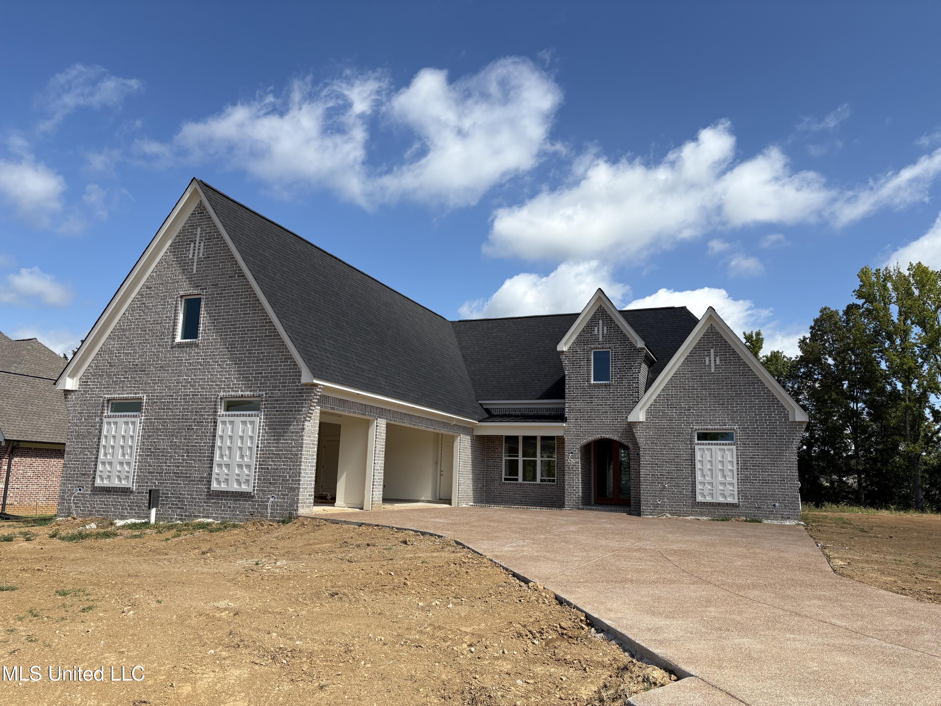 1558 John Thomas Cove Property Photo 2