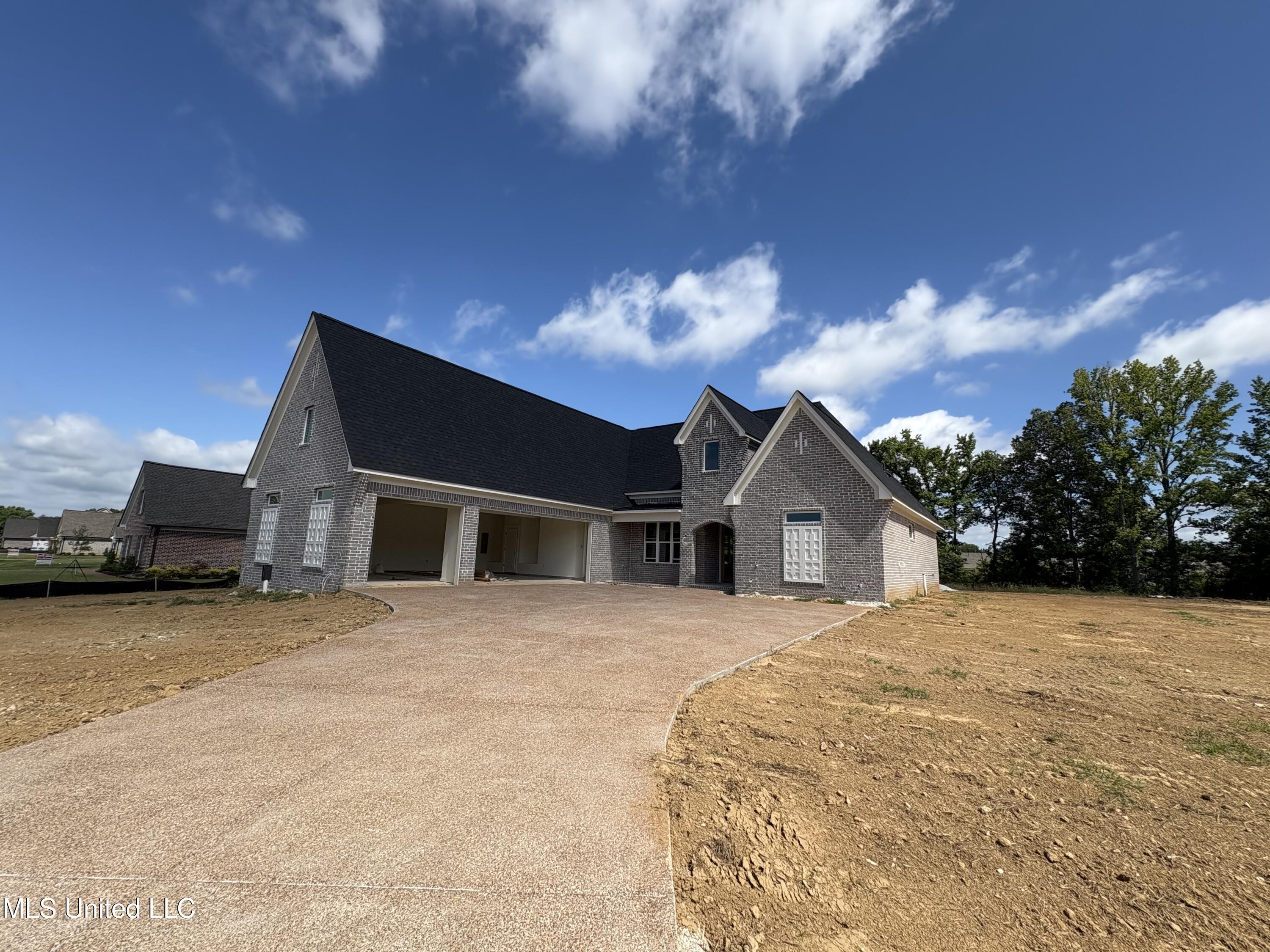 1558 John Thomas Cove Property Photo 3