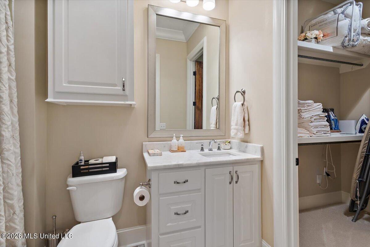 330 Lake Village Drive Property Photo 39