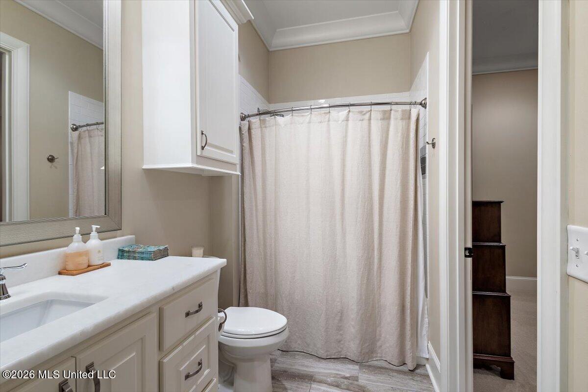 330 Lake Village Drive Property Photo 44
