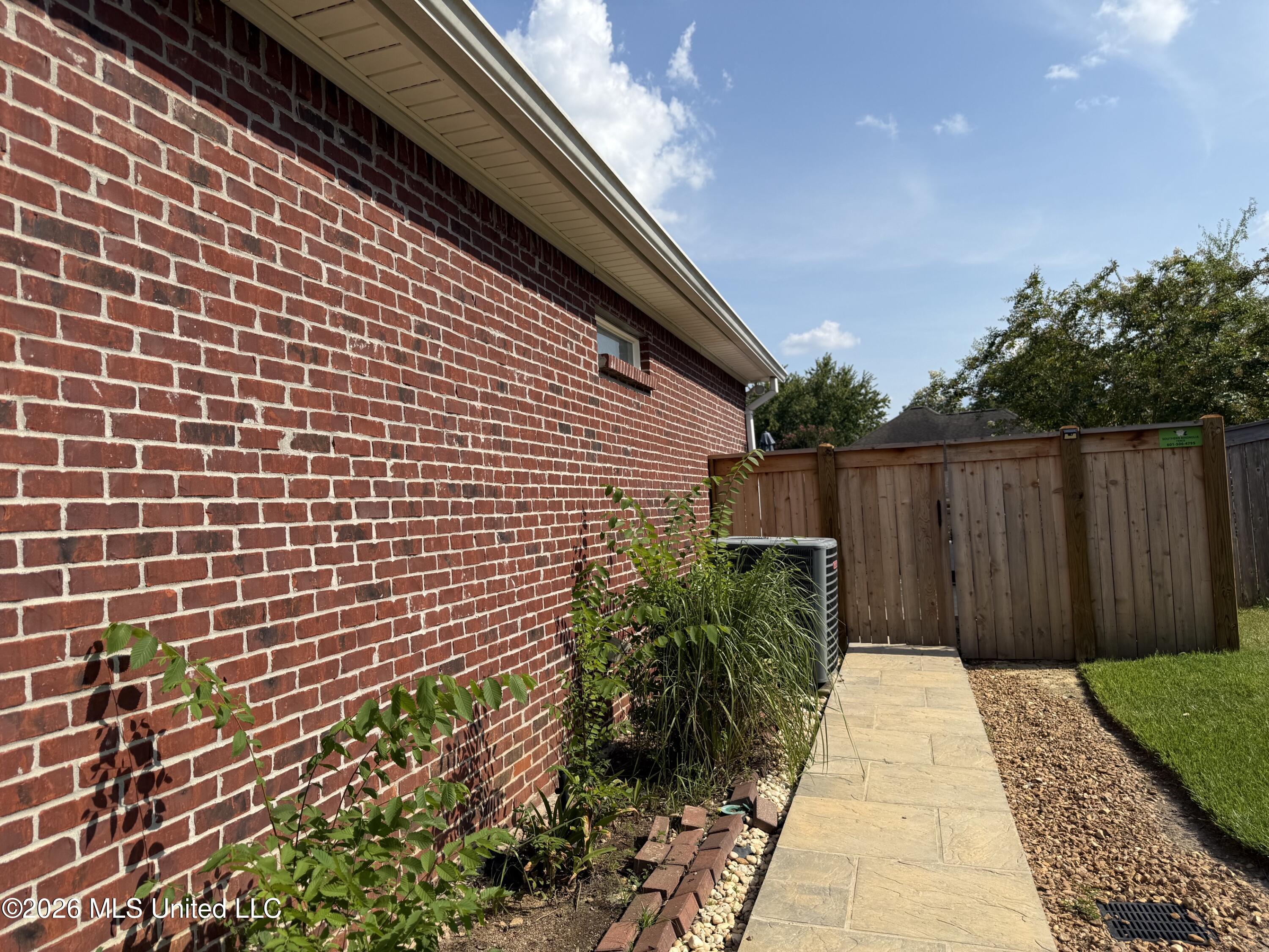 112 Elizabeth Drive Property Photo 26