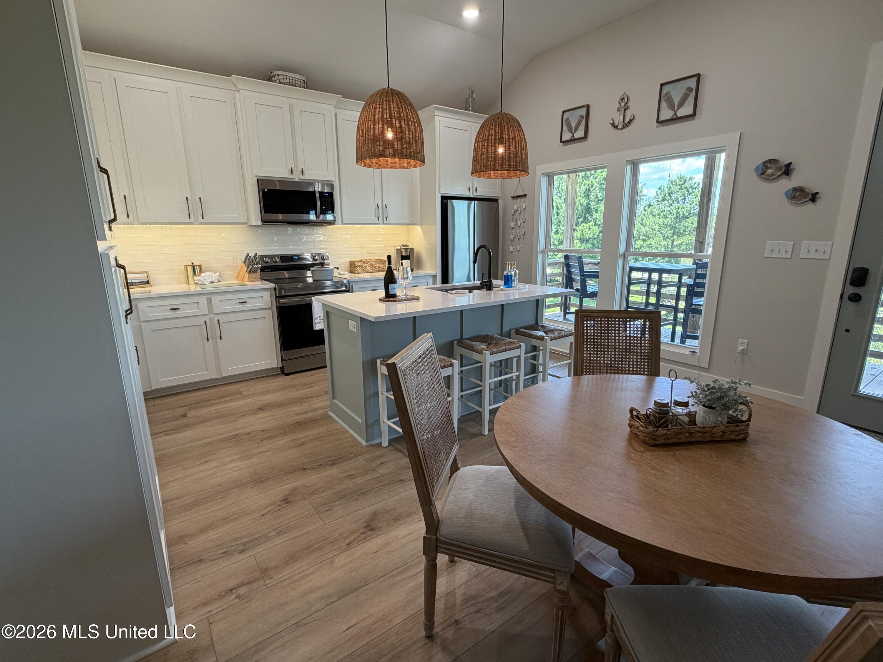 4065 Blue Jay Street Property Photo 14