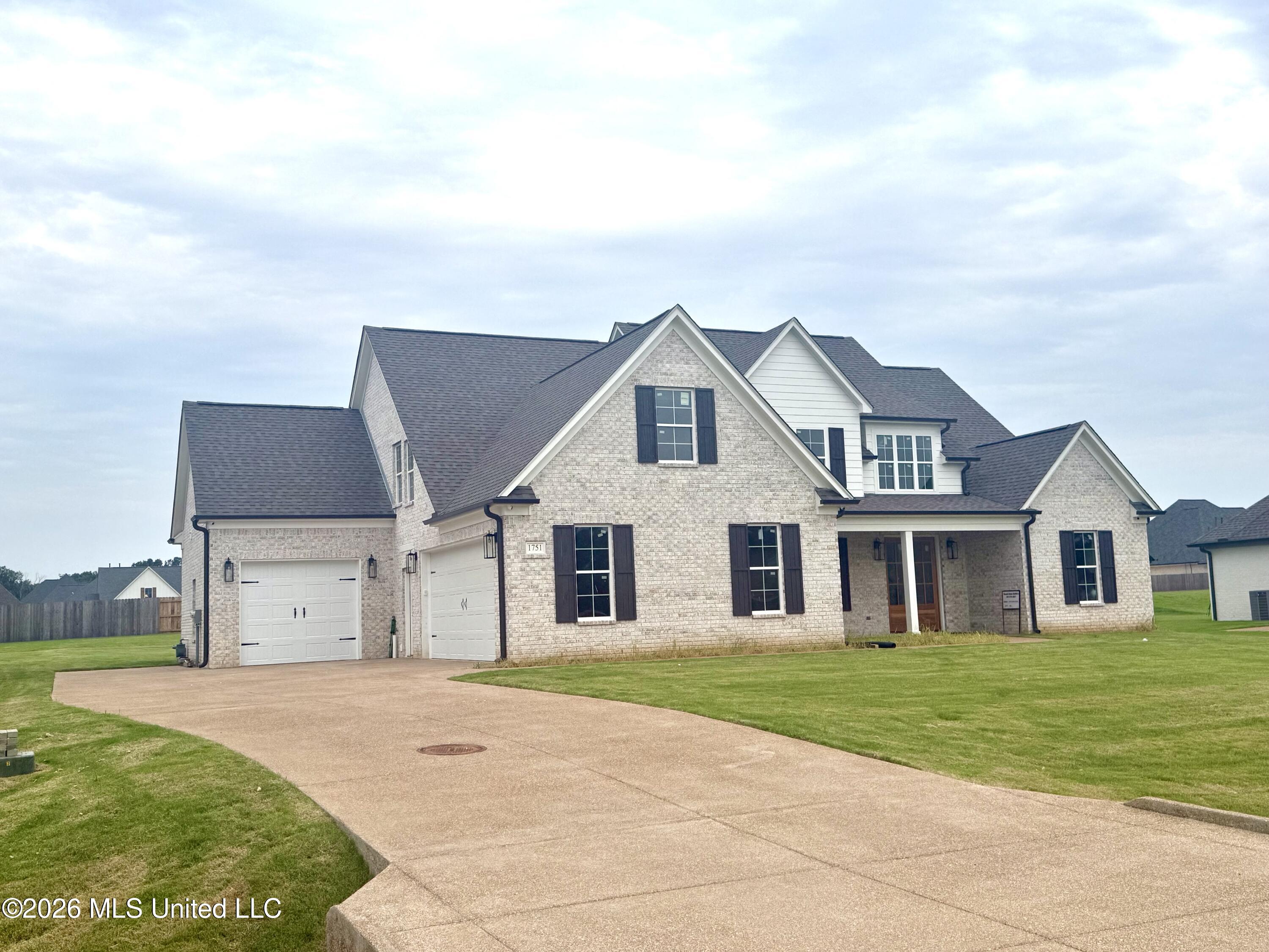 1751 Caribe Drive Property Photo 2