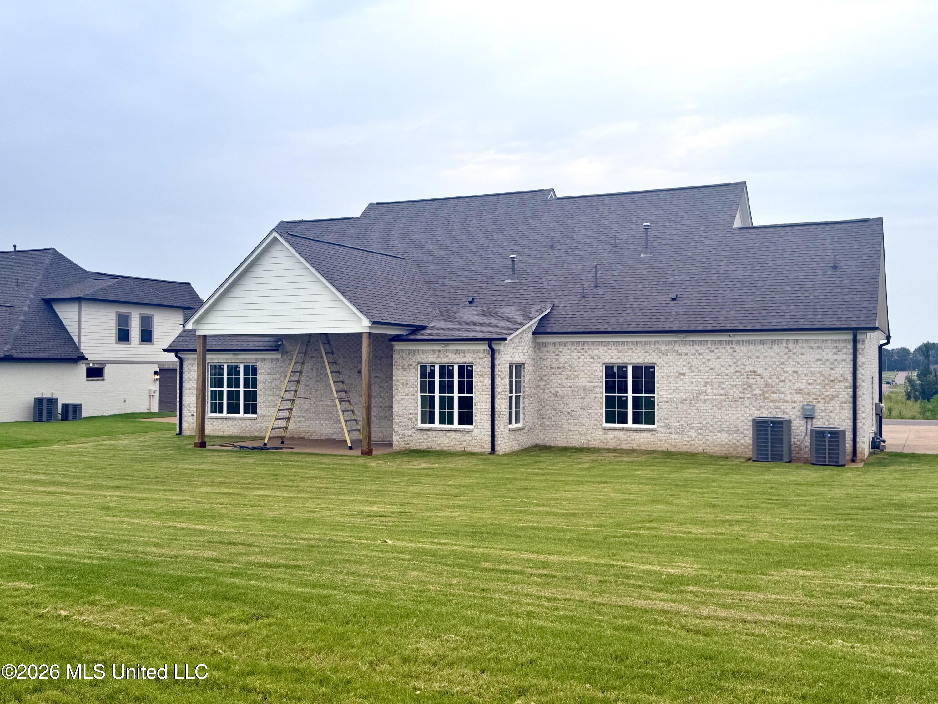 1751 Caribe Drive Property Photo 3