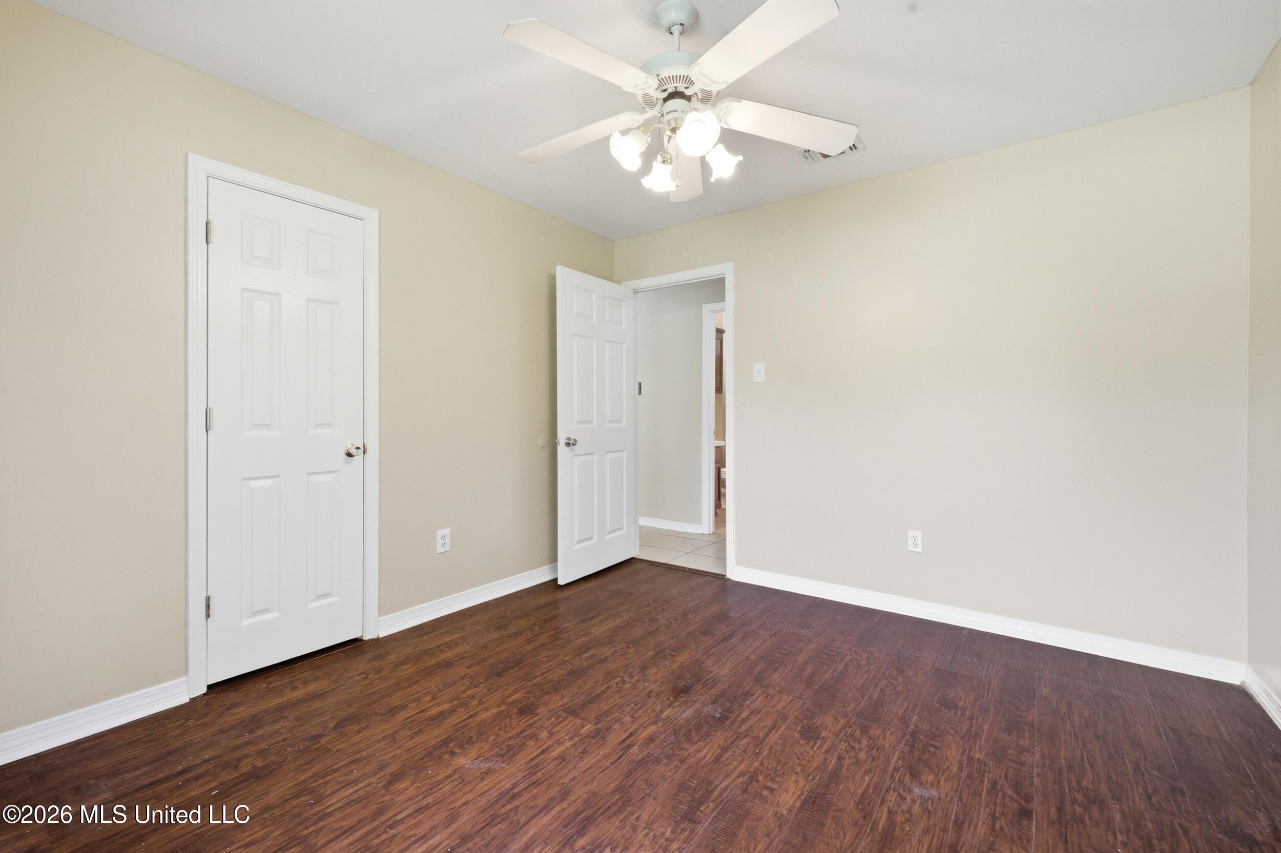 11 Fielding Road Property Photo 17