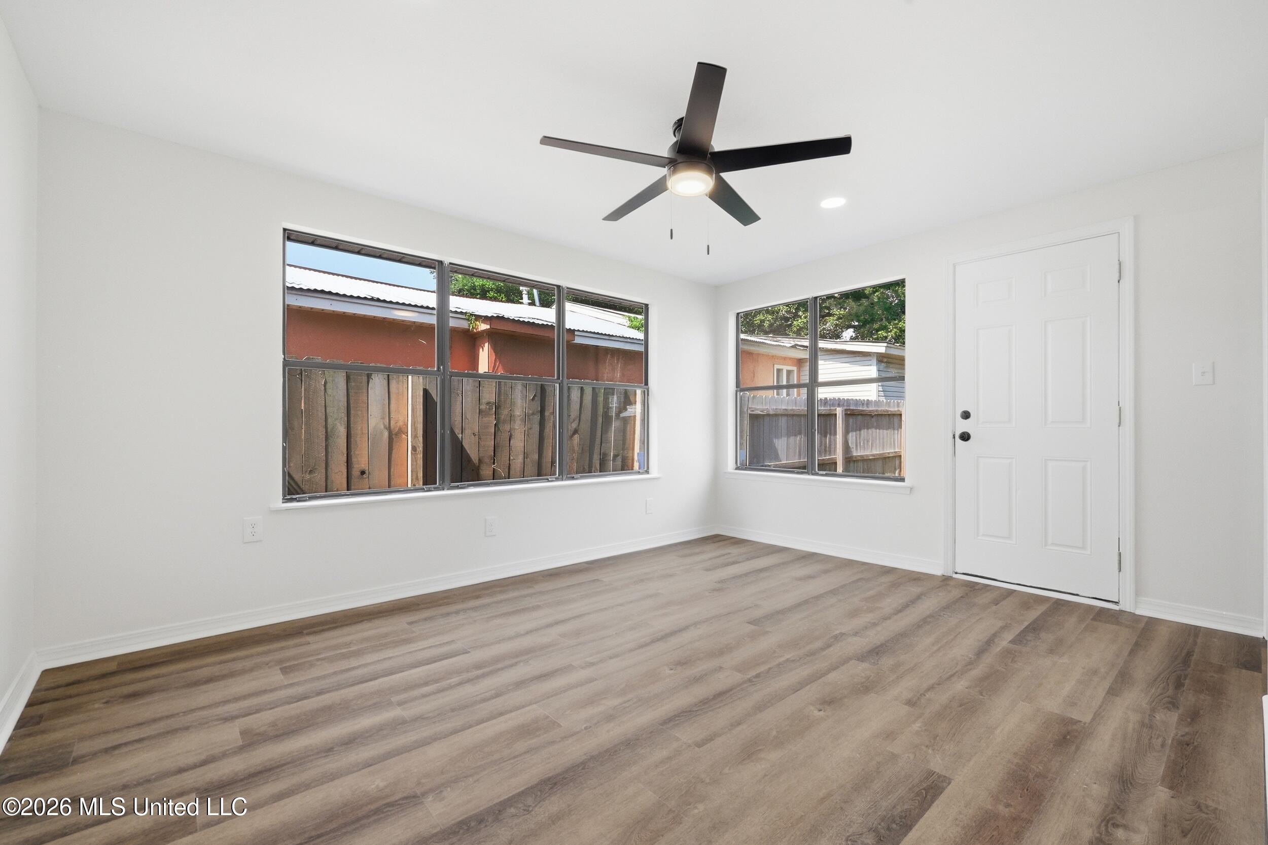 2900 8th Avenue Property Photo 19
