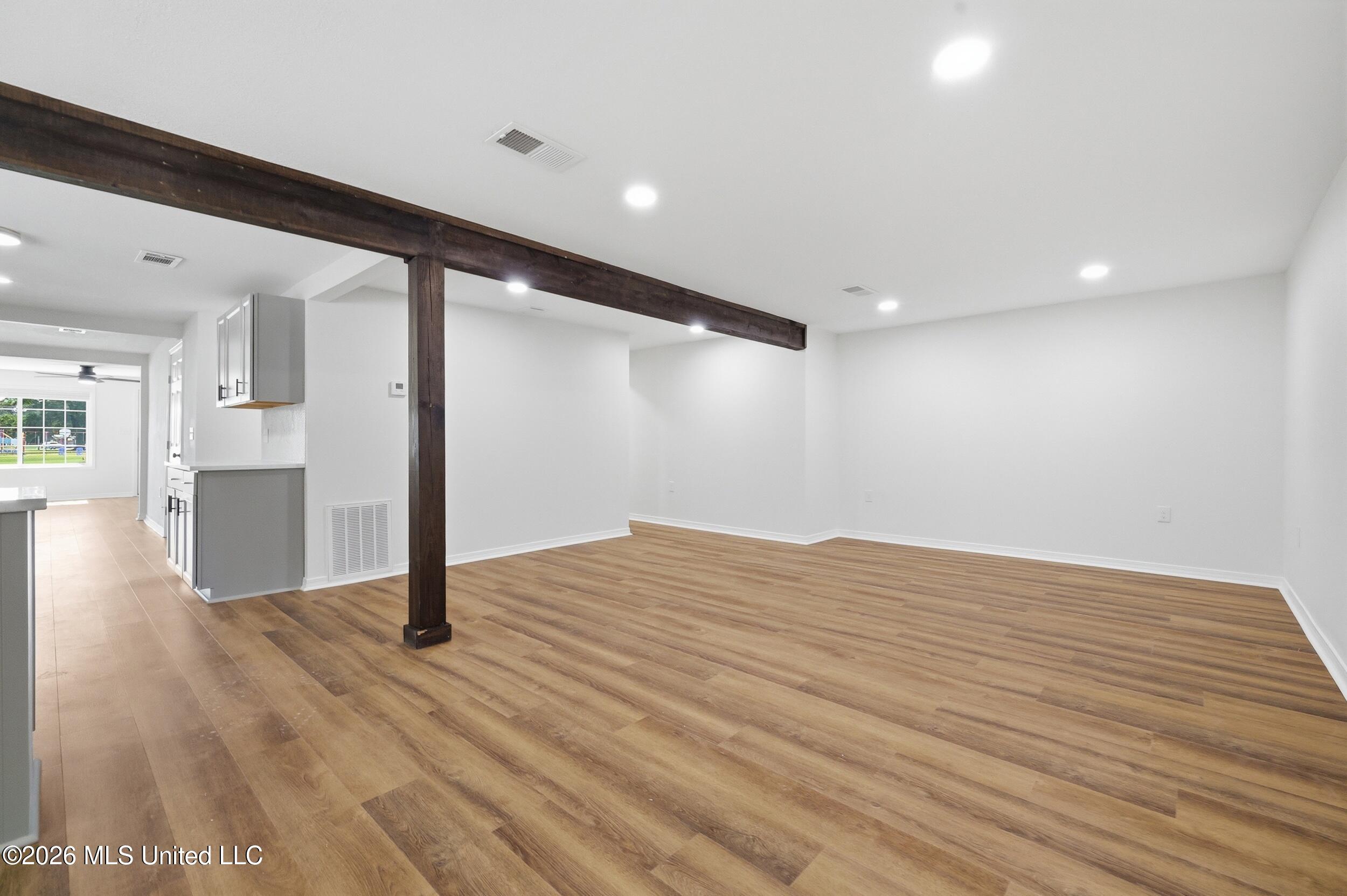 2900 8th Avenue Property Photo 21