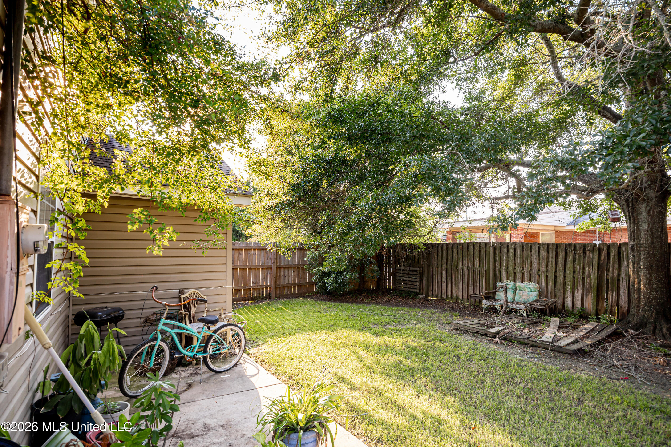 1806 Roosevelt Street Property Photo 29