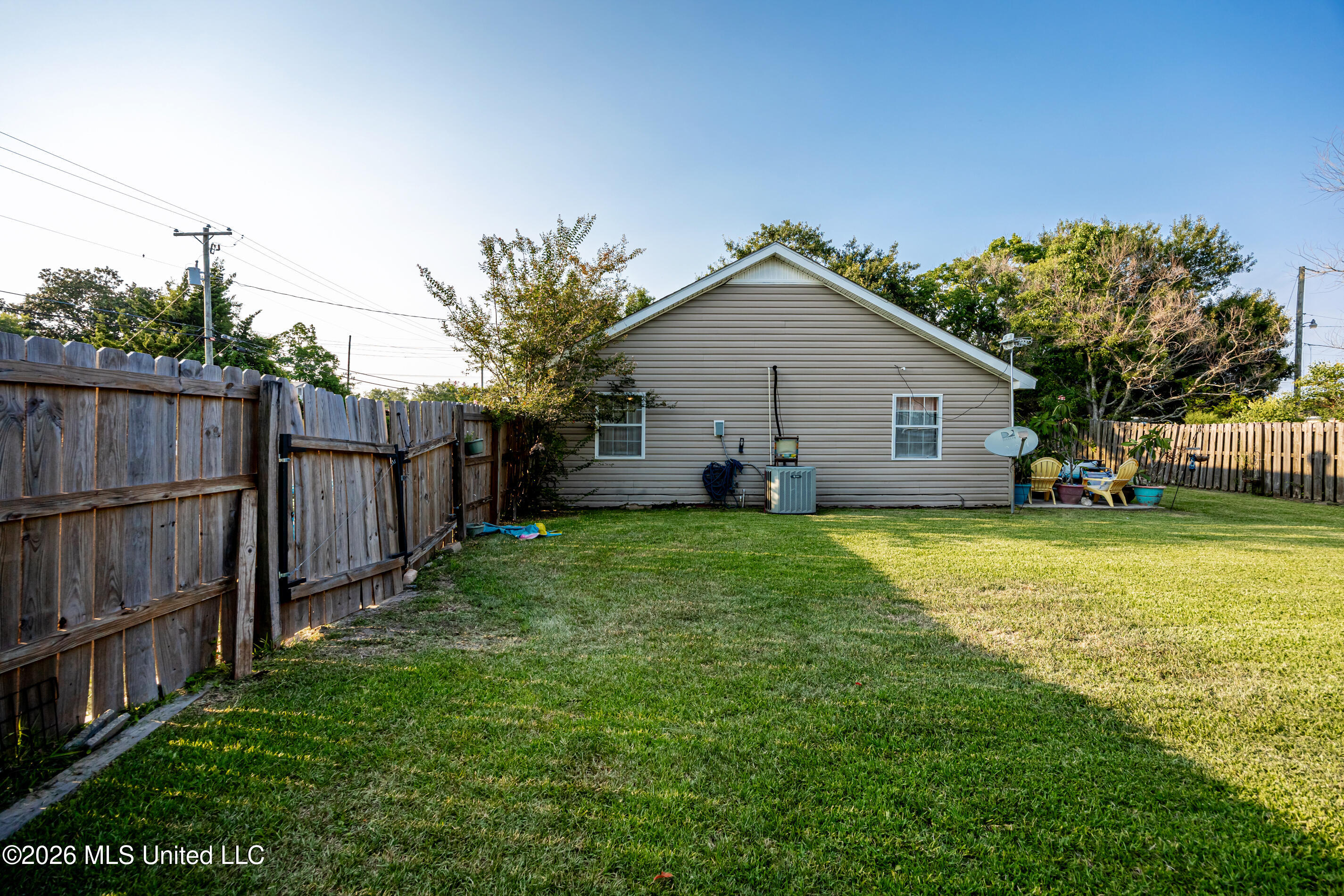 1806 Roosevelt Street Property Photo 33