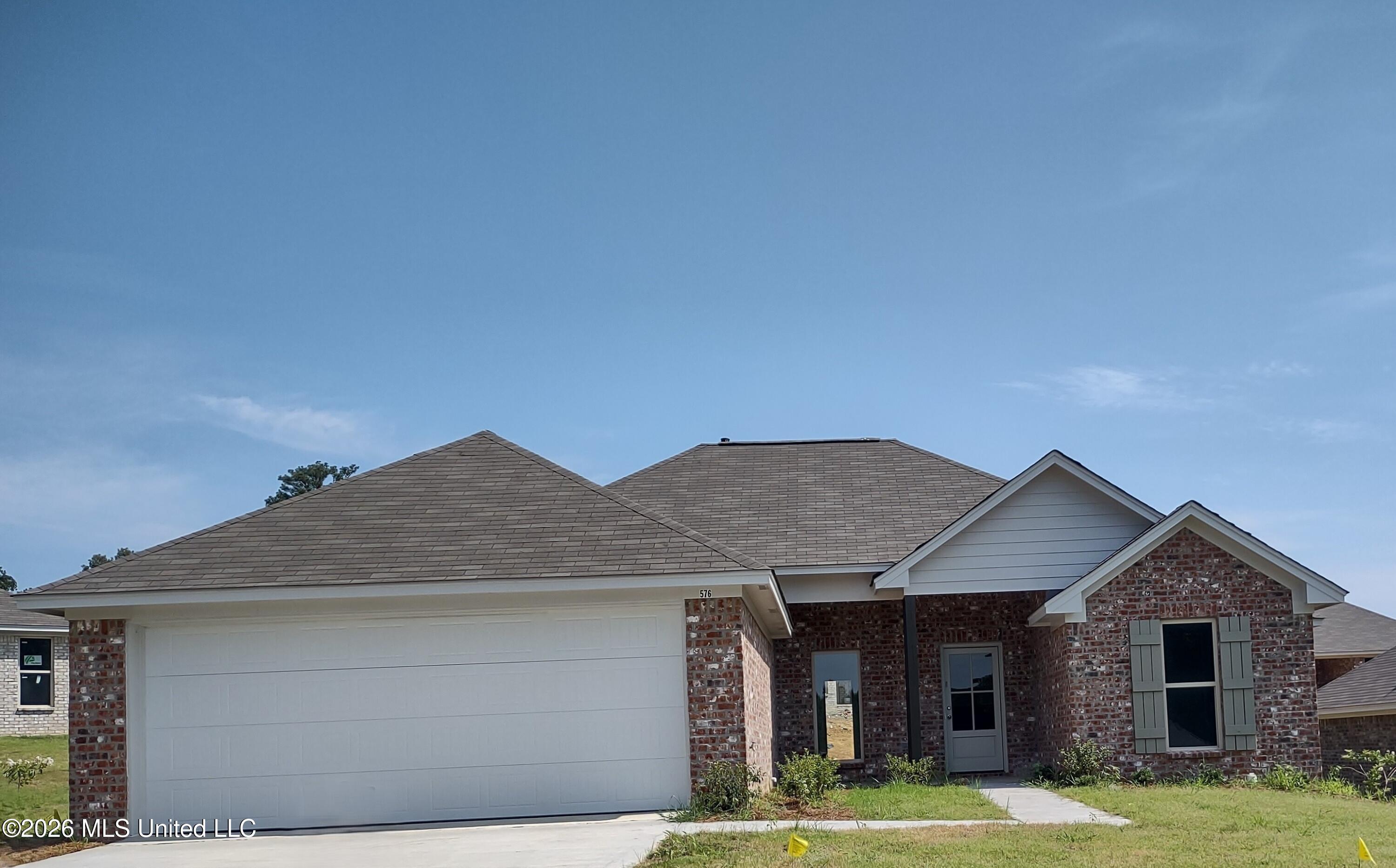 576 Silver Hill Drive Property Photo 1