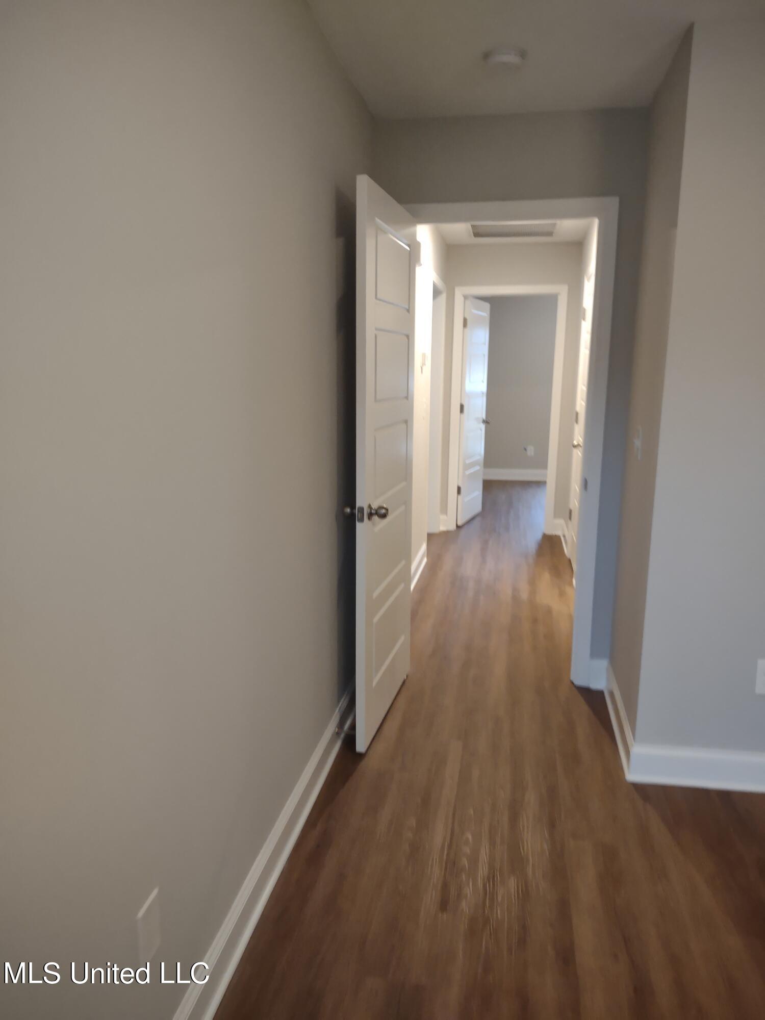 620 Westfield Drive Property Photo 8