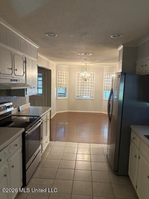 250 Barry Street Property Photo 6