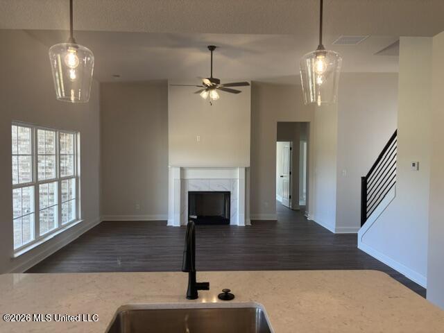 946 Buttermilk Drive Property Photo 7