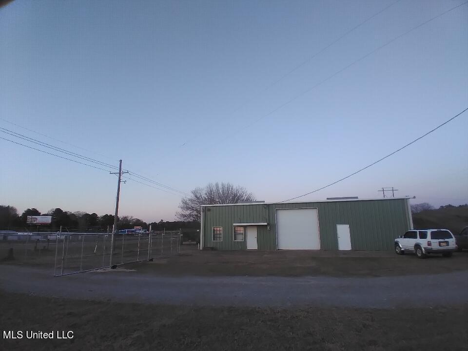 6012 S Hwy 55 Property Photo 2