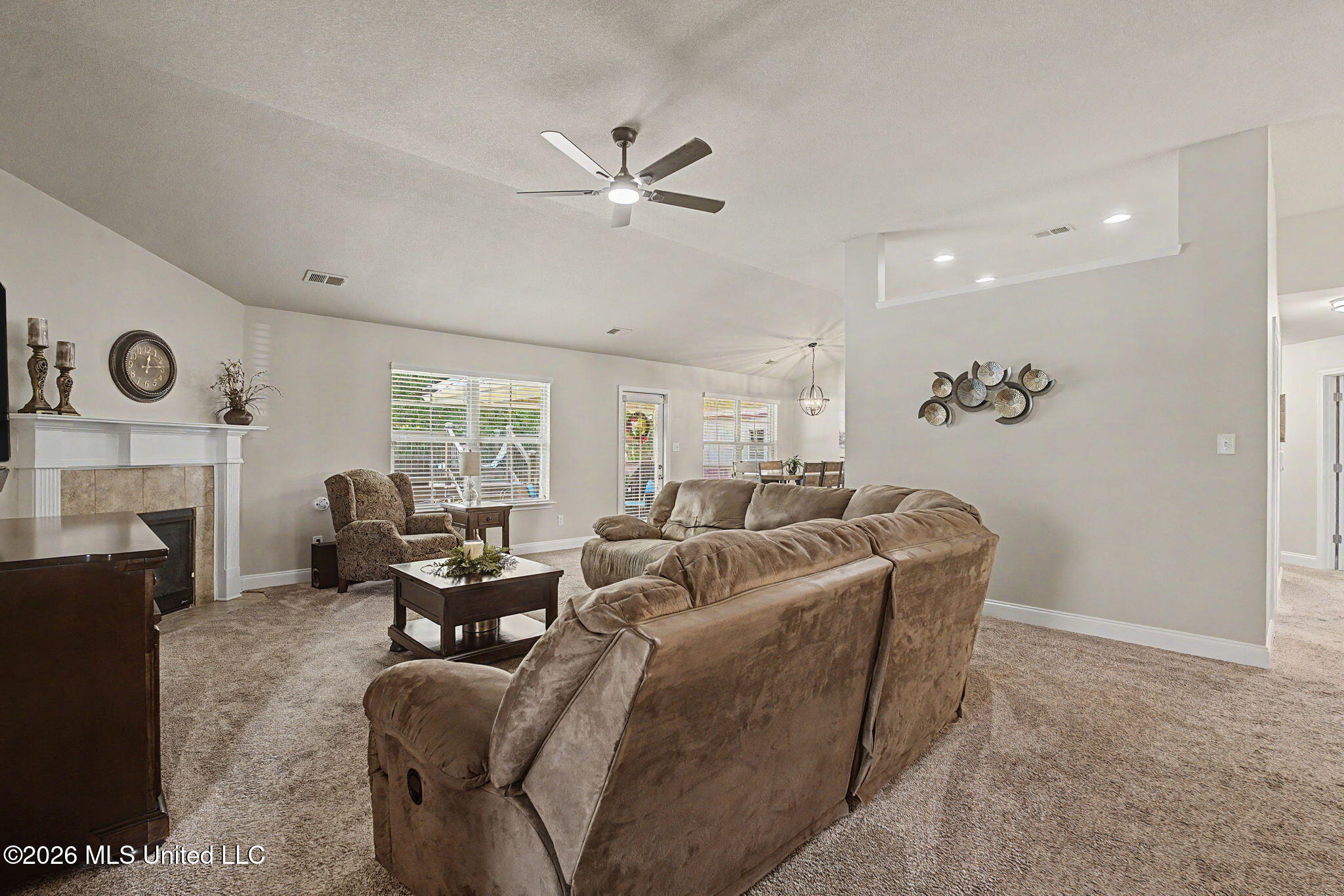 8781 Courtly Circle S Property Photo 11