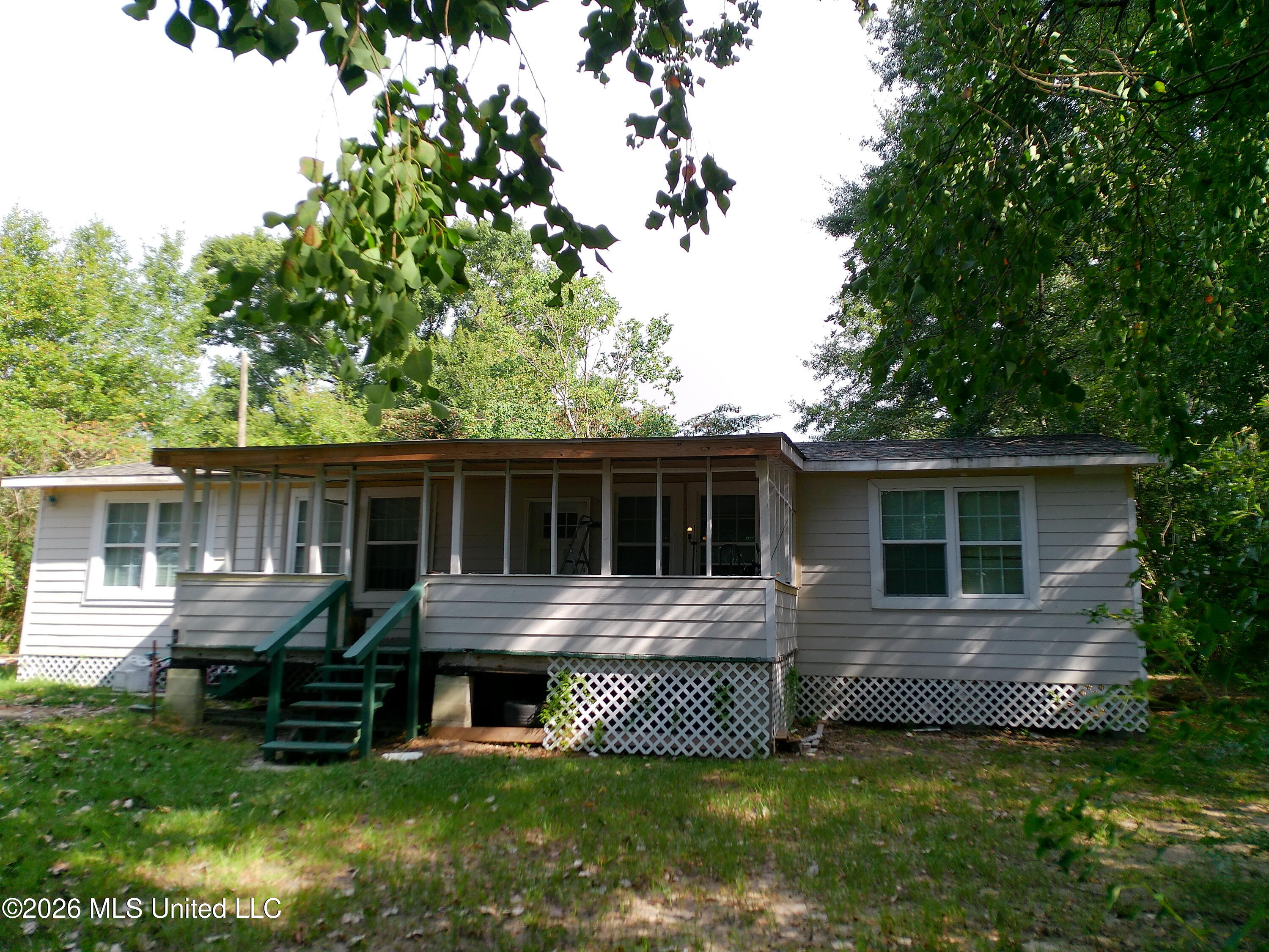 1645 Coy Avenue Property Photo 2