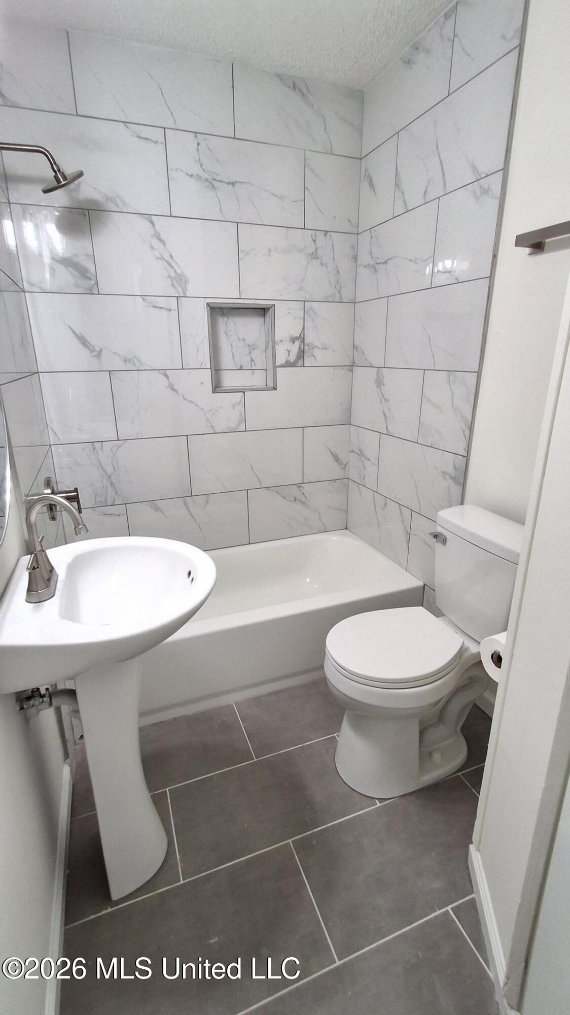315 Willa Street Property Photo 17