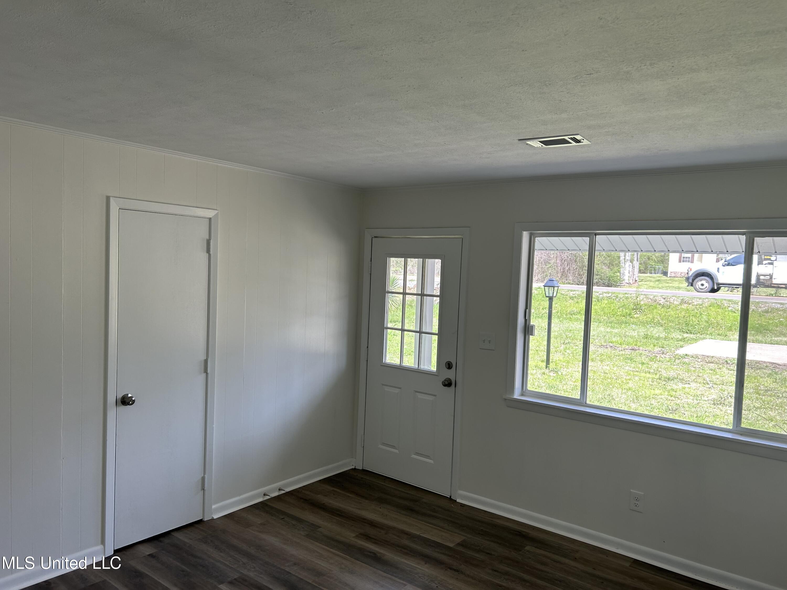 2647 Ms-468 Property Photo 11