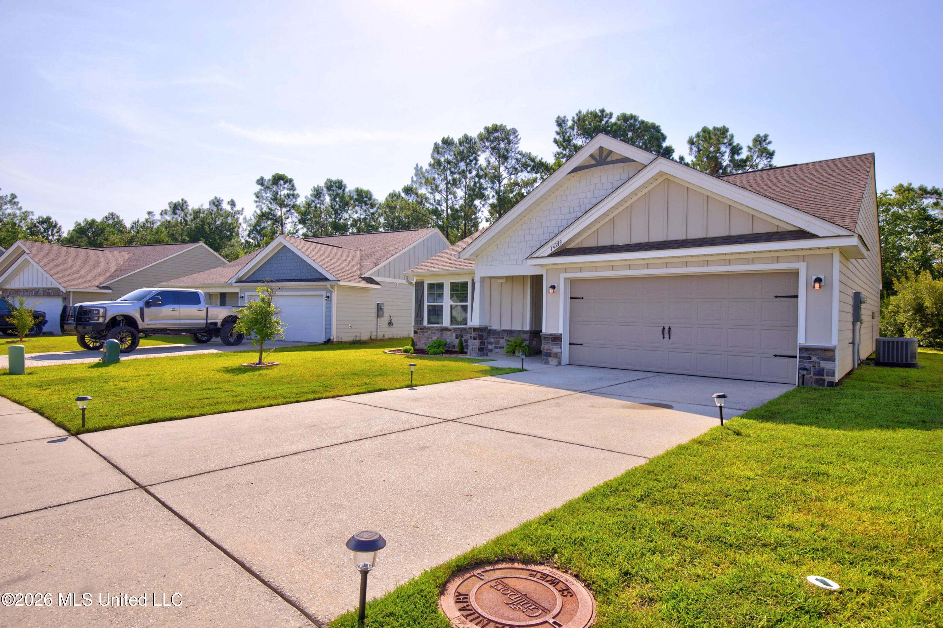 14219 Sanctuary Trails Drive Property Photo 4