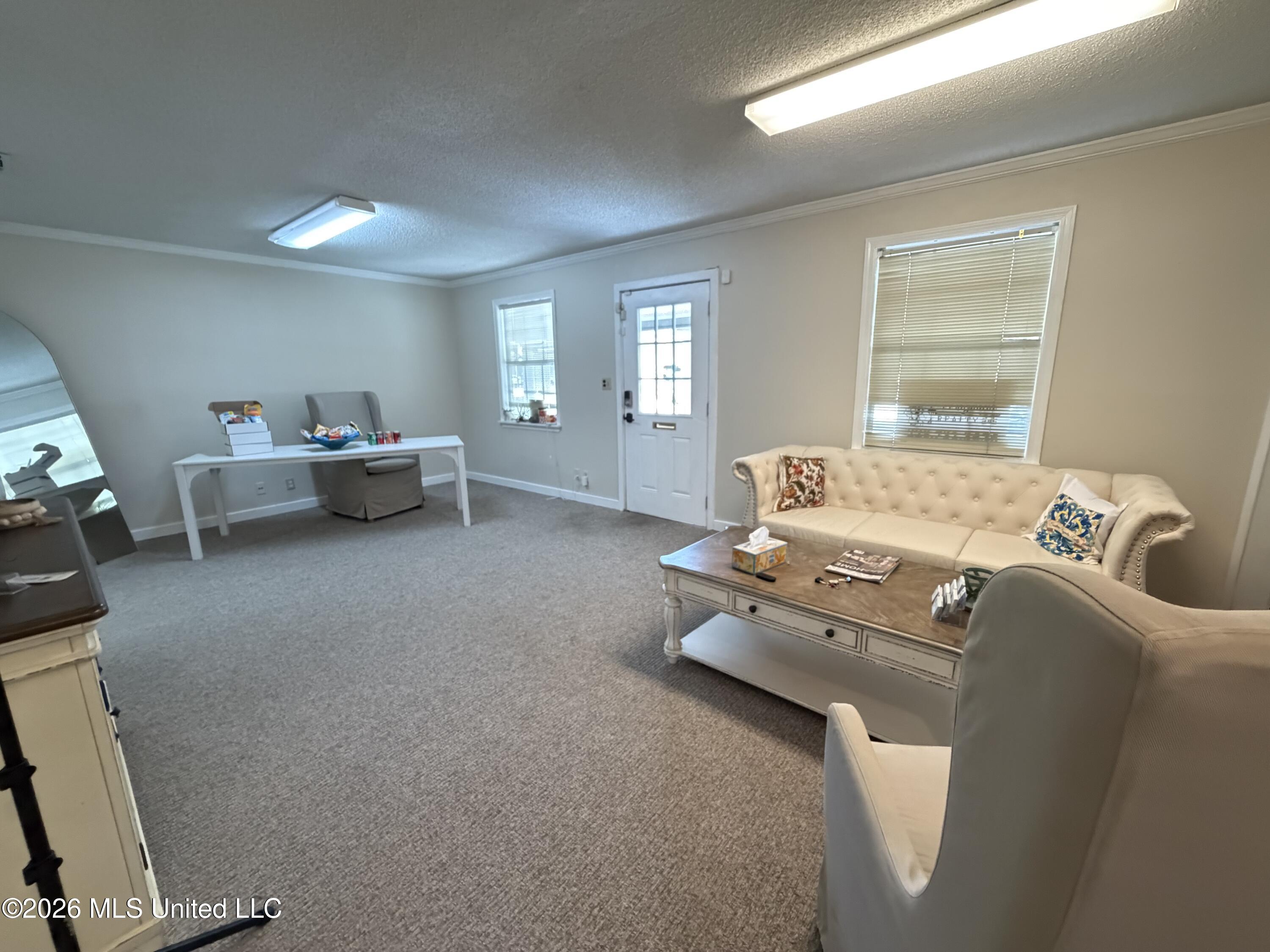 1946 Pass Road Property Photo 6