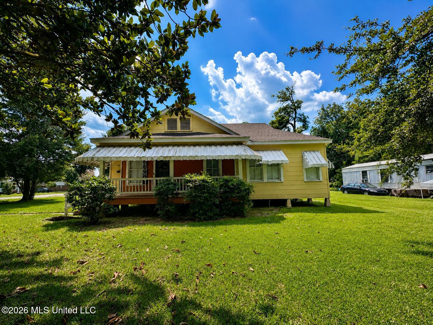 501 Virginia Avenue Property Photo 2