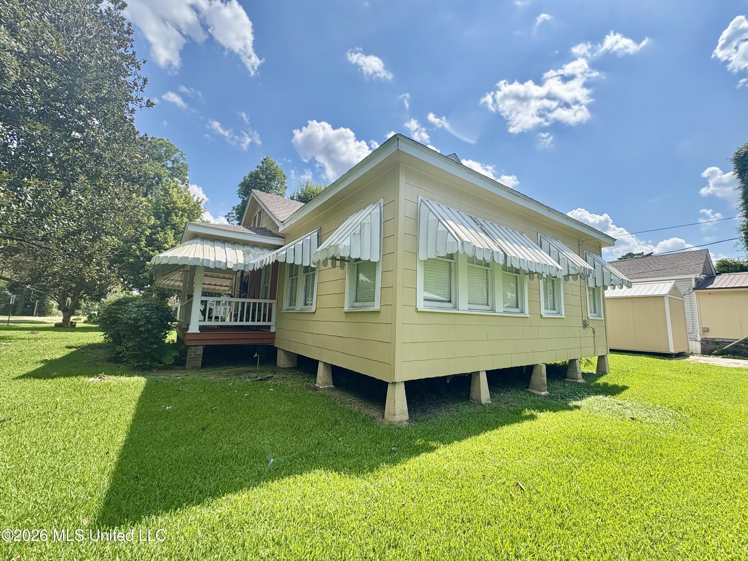 501 Virginia Avenue Property Photo 5