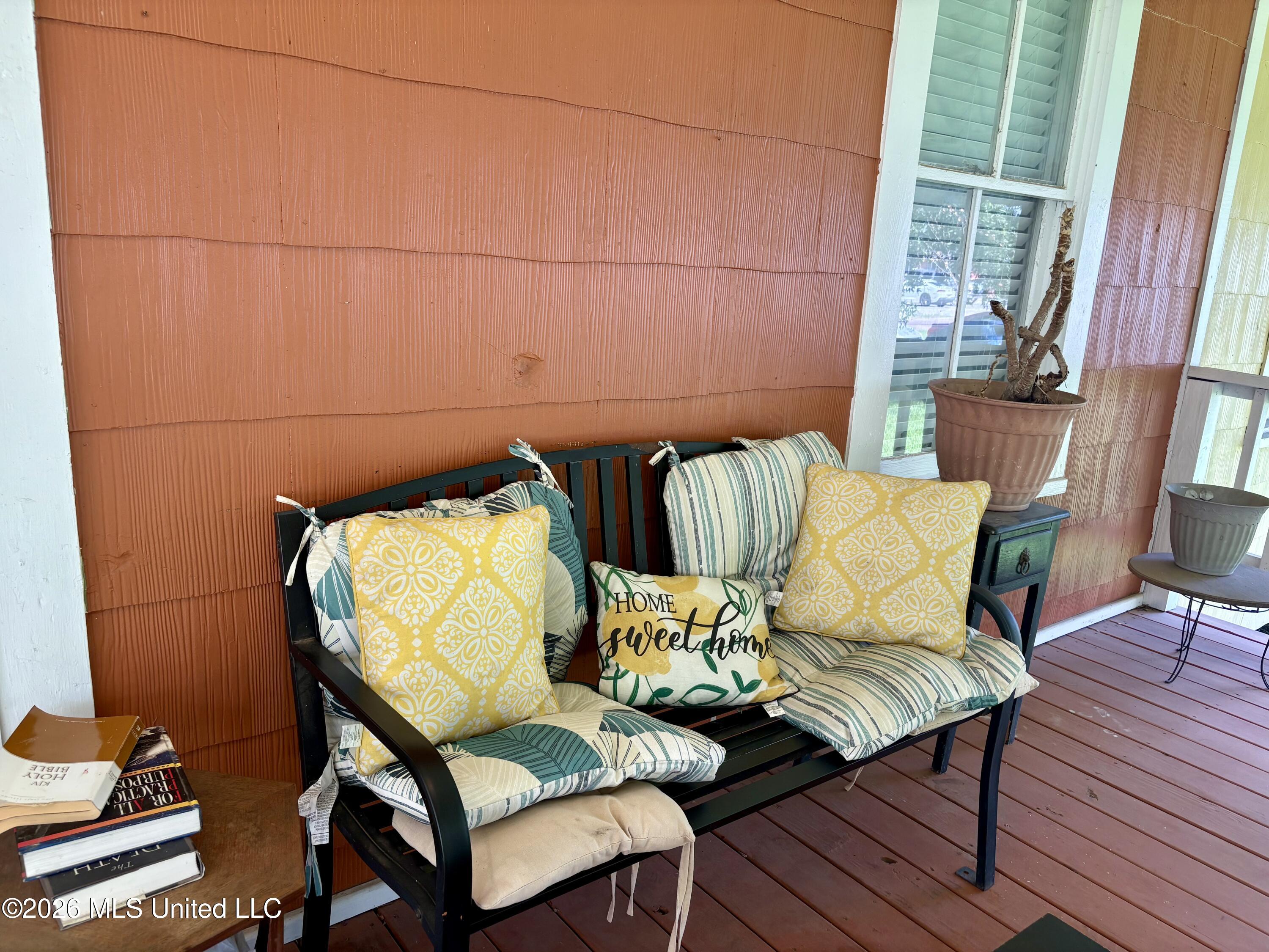 501 Virginia Avenue Property Photo 6