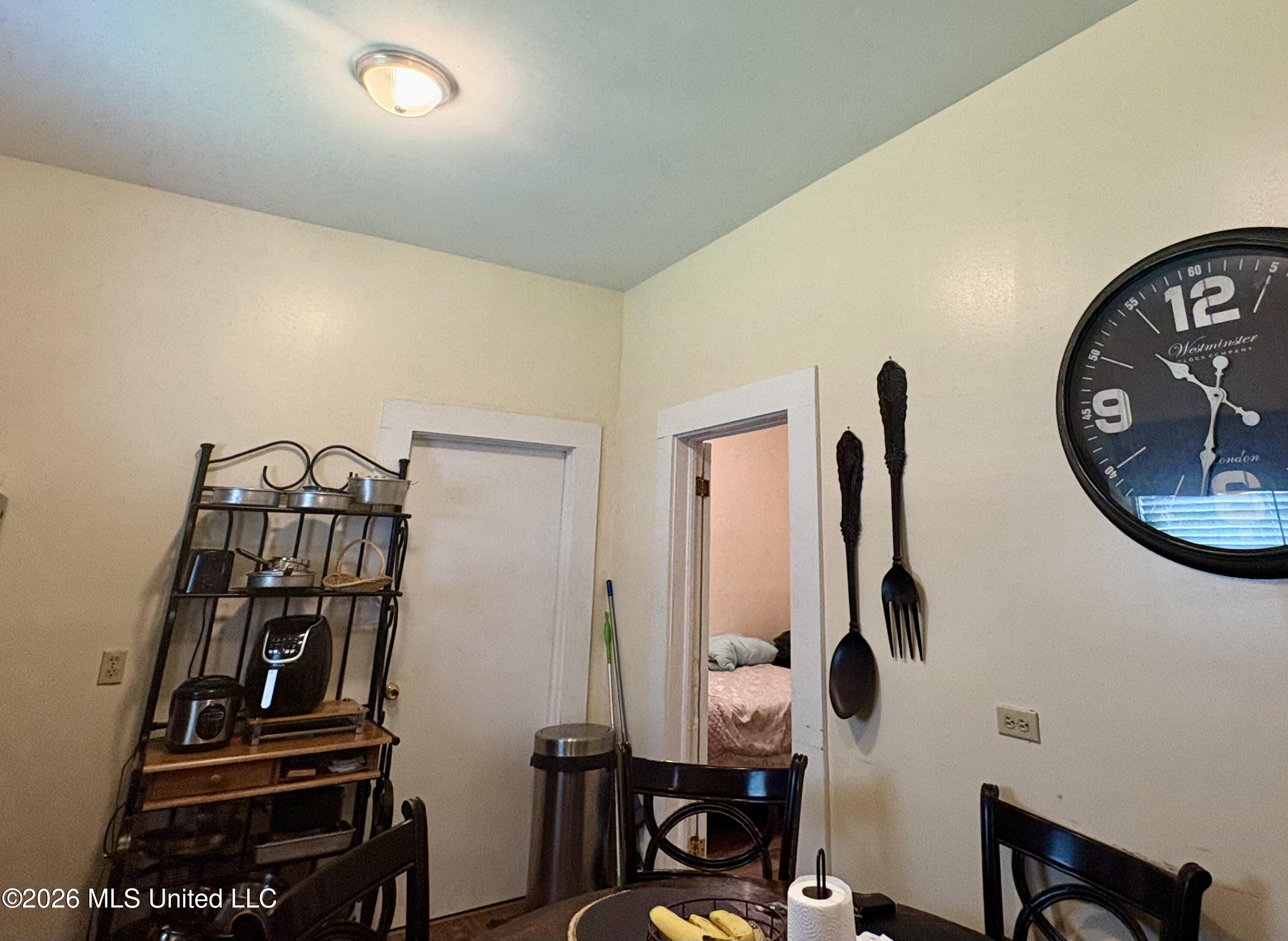 501 Virginia Avenue Property Photo 12