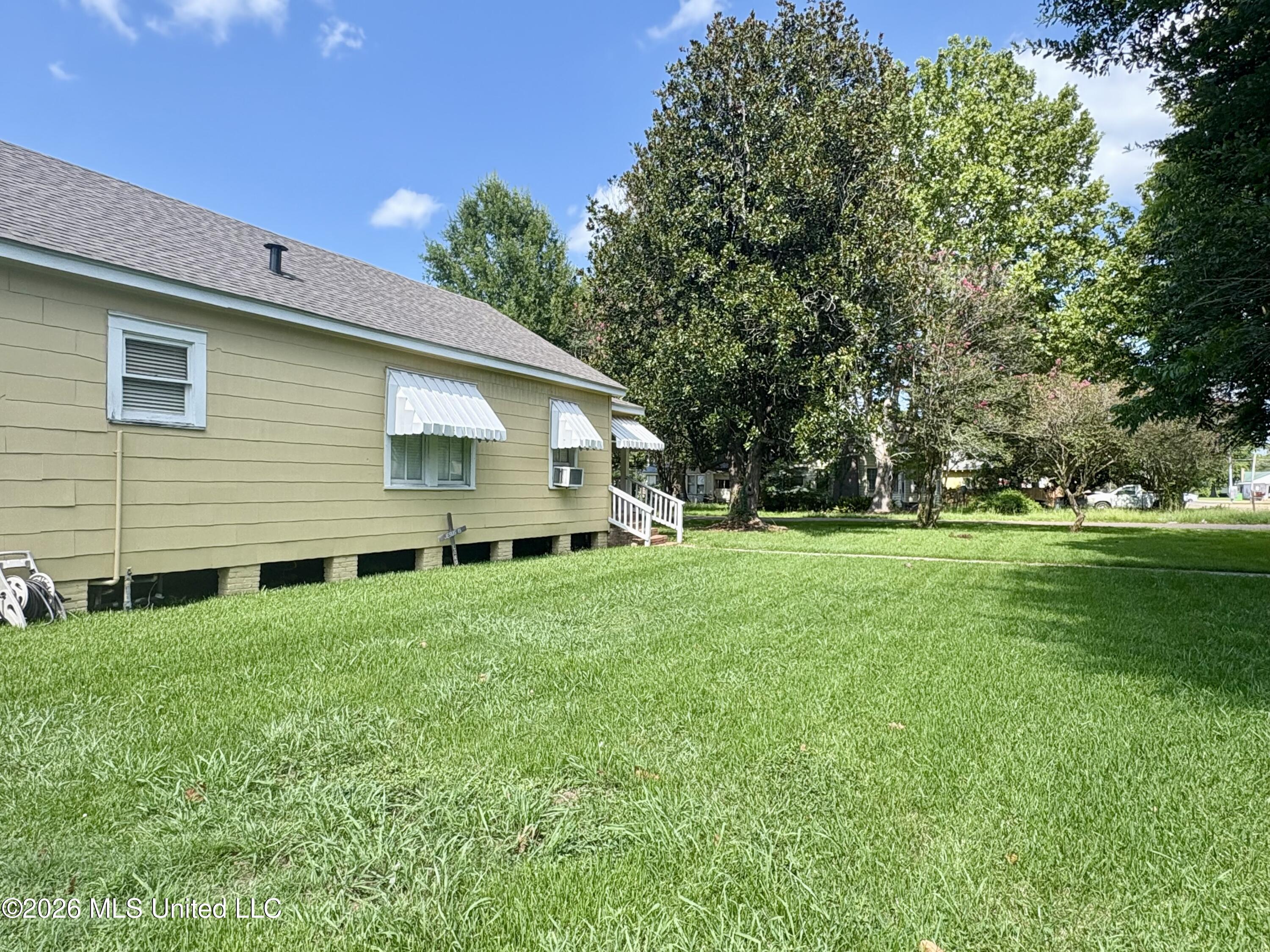 501 Virginia Avenue Property Photo 37