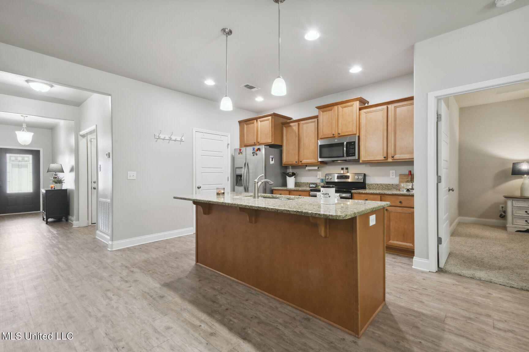 5361 Overland Drive Property Photo 10
