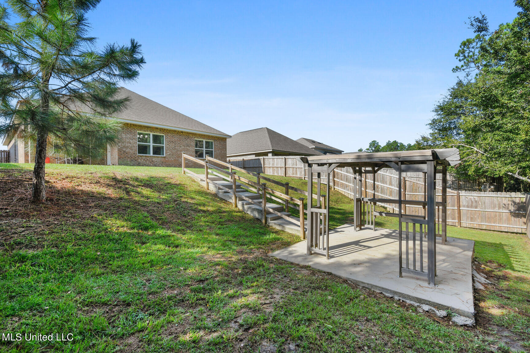 5361 Overland Drive Property Photo 20