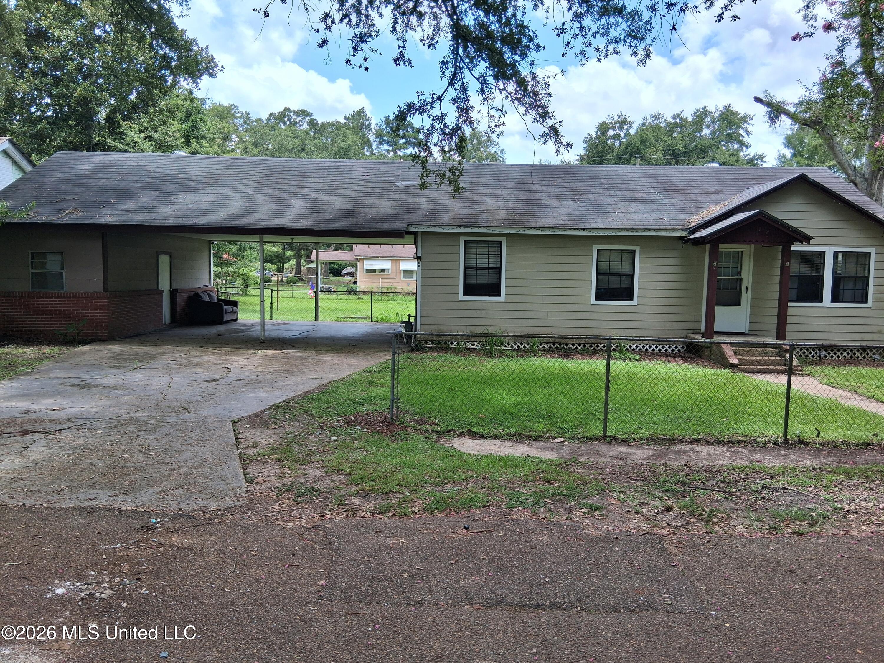111 Rushing Street Property Photo 1