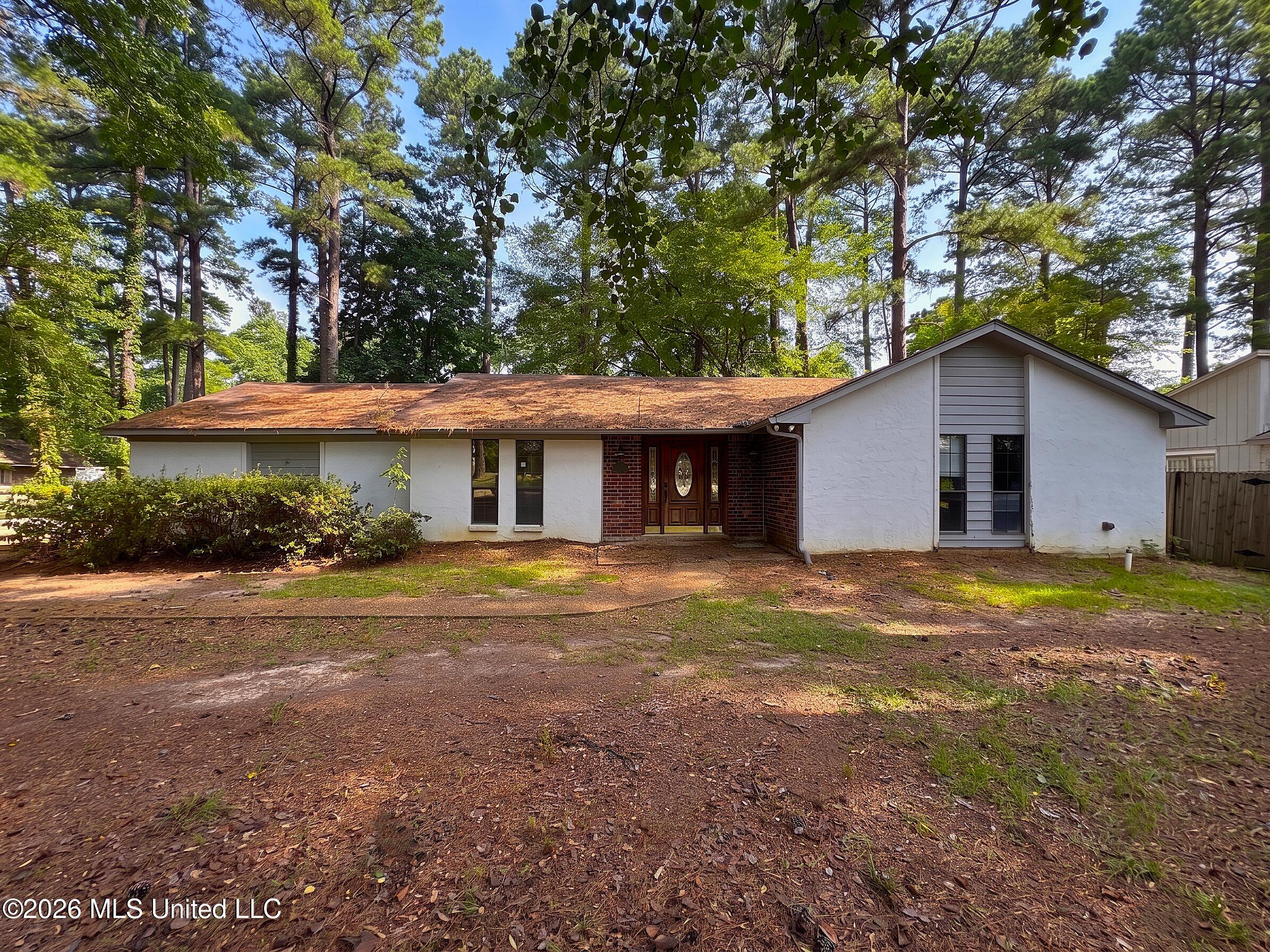 142 Dogwood Circle Property Photo 1