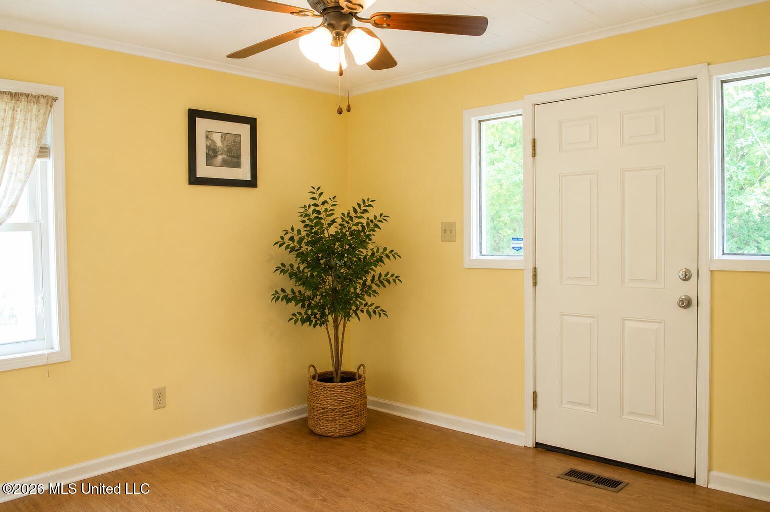 604 White Goose Cove Property Photo 8