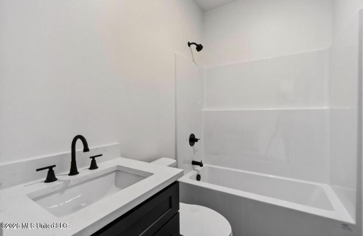 1104 Sycamore Street Property Photo 7