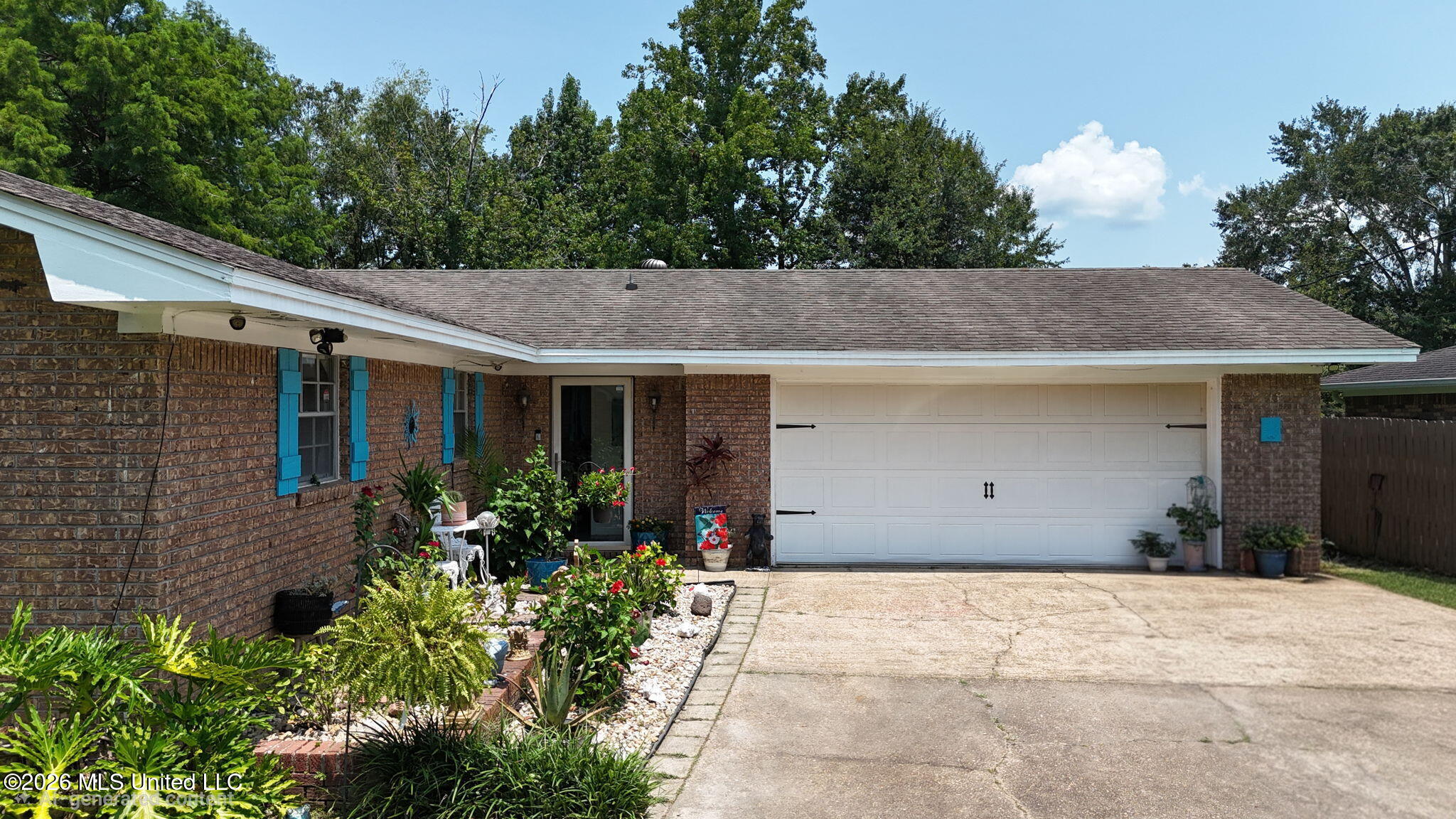 15214 Hamilton Street Property Photo 2