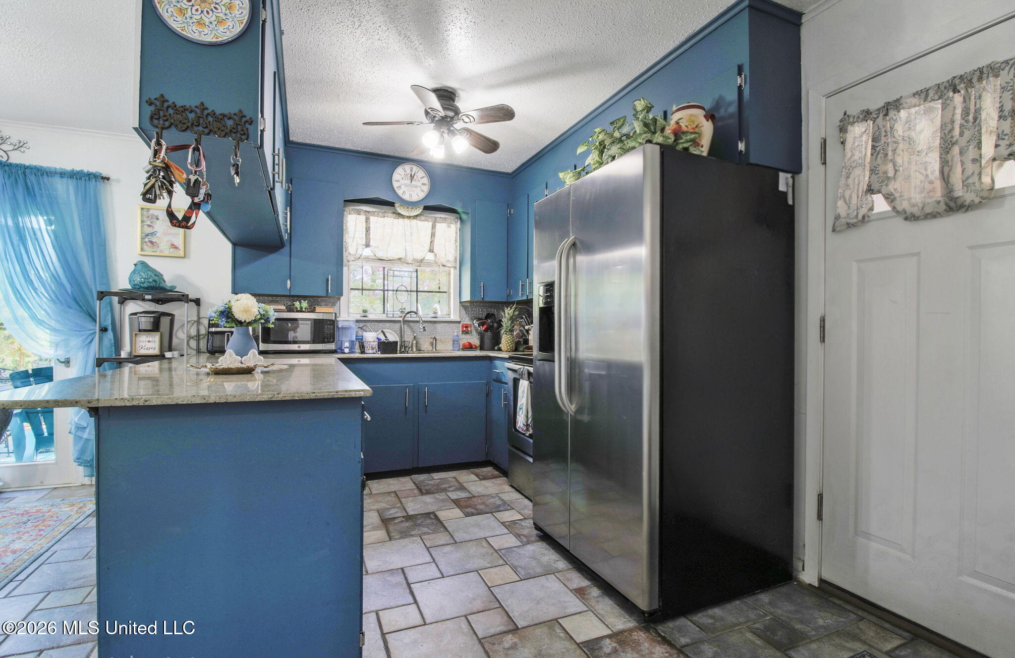 15214 Hamilton Street Property Photo 7