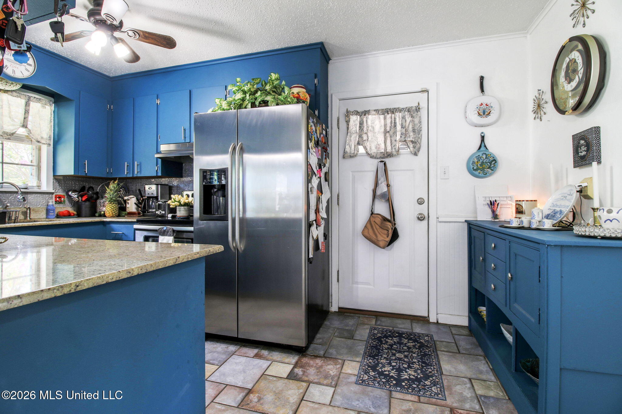 15214 Hamilton Street Property Photo 9