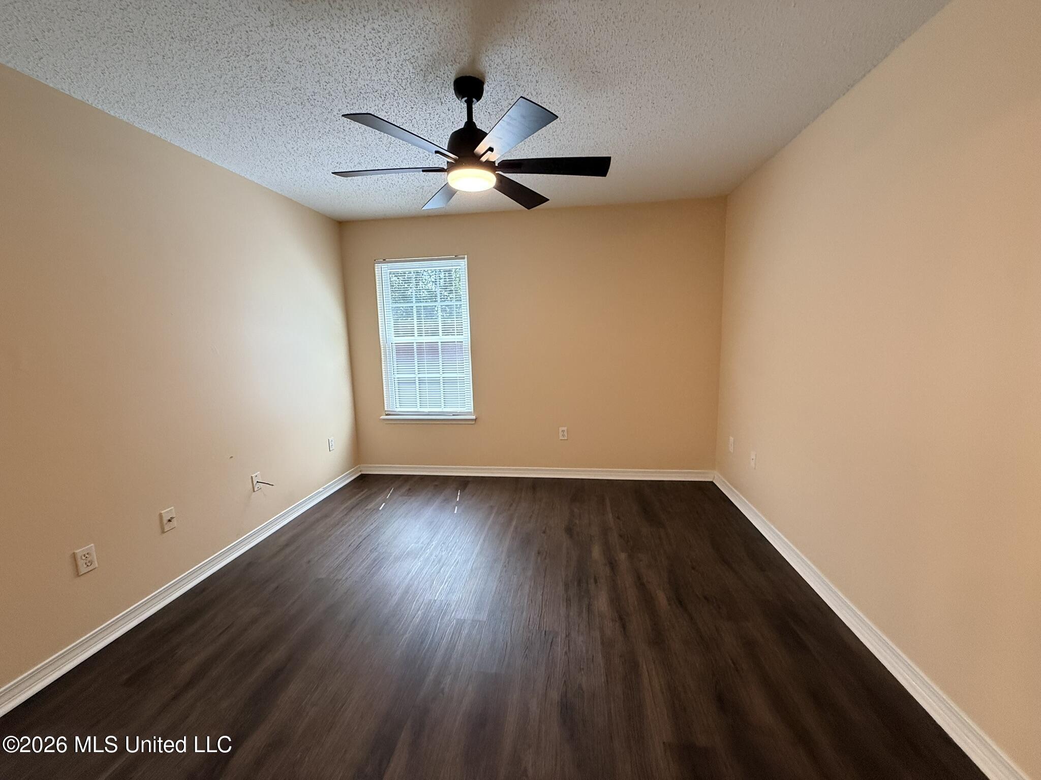 13401 Warren Drive Property Photo 8