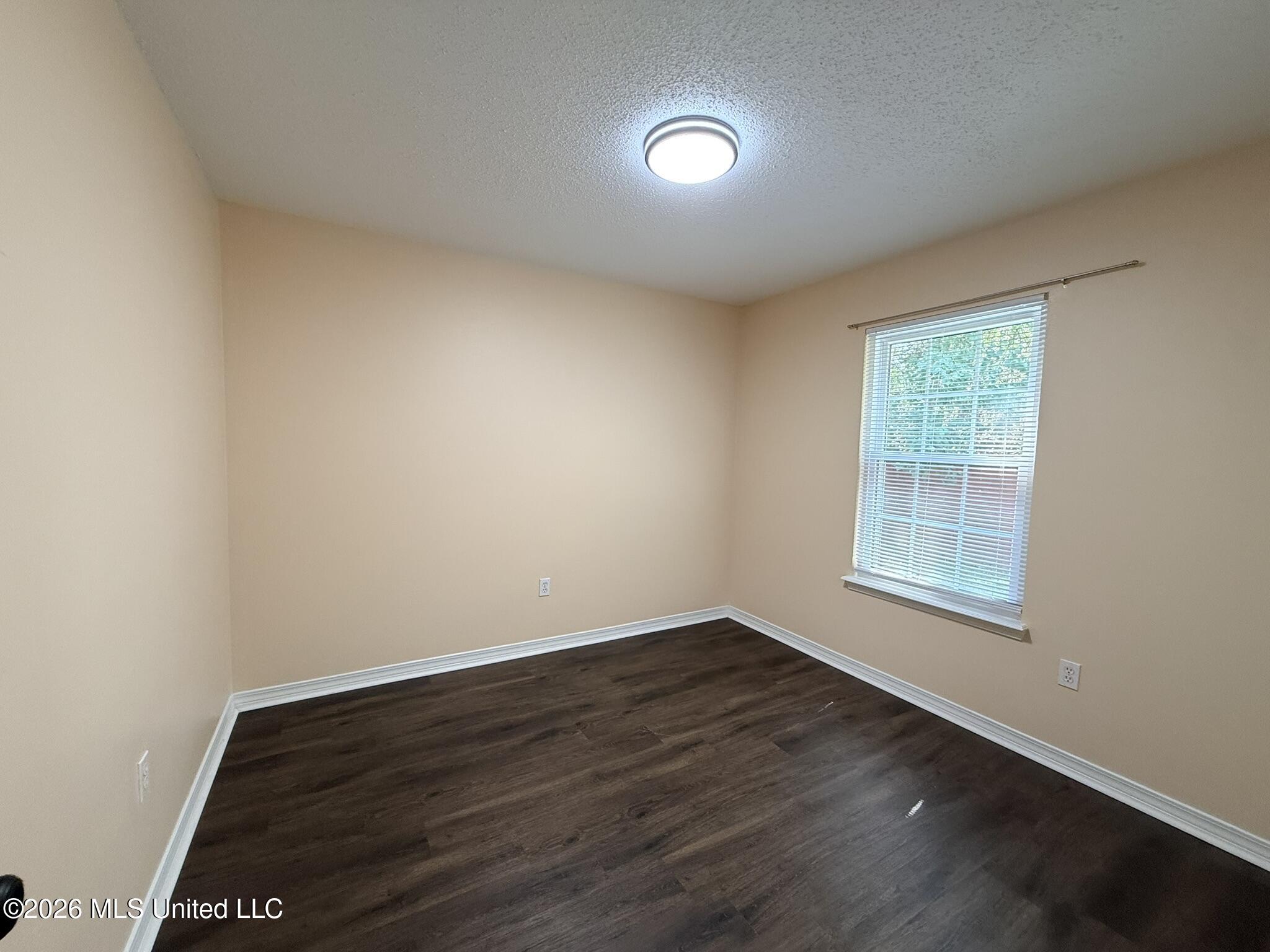 13401 Warren Drive Property Photo 11